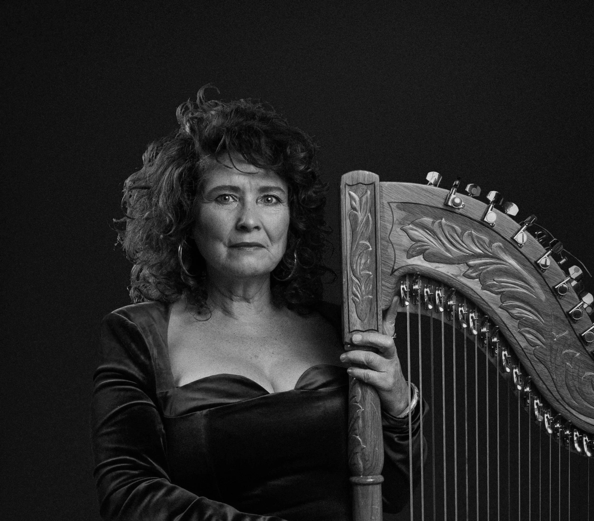Ursula Burns: Belfast's Rebel Harp
