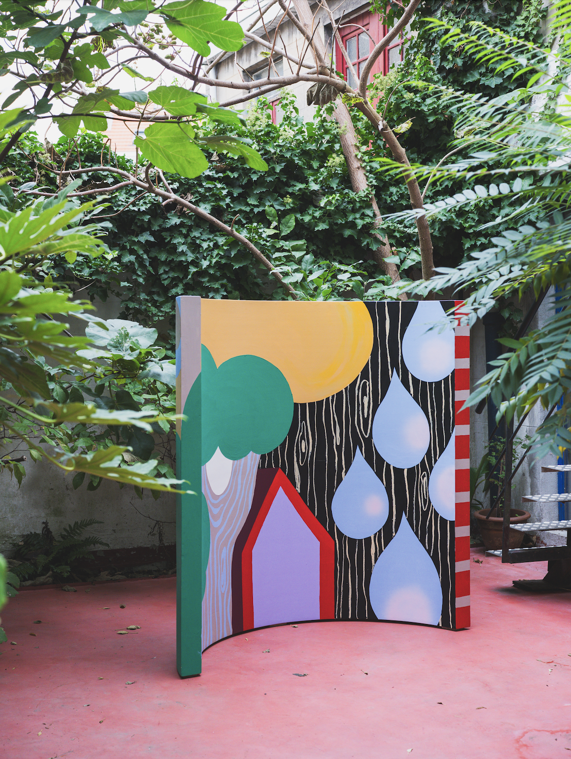 zolang je nog mag ademhalen onder een appelboom, 2025 / acryl op multiplex /
160x 160x 60cm (kamerscherm)