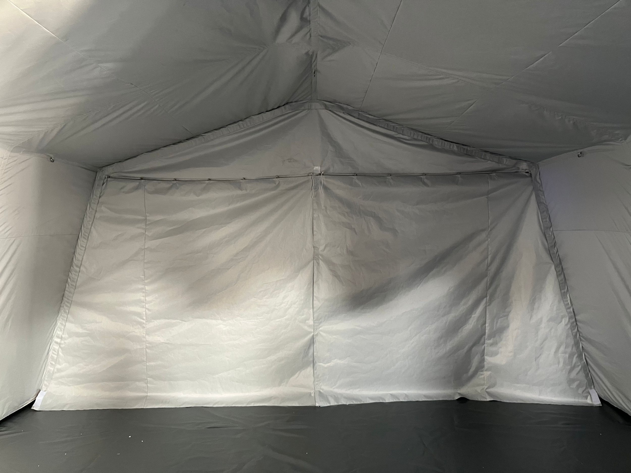 środek namiot pneumatyczny