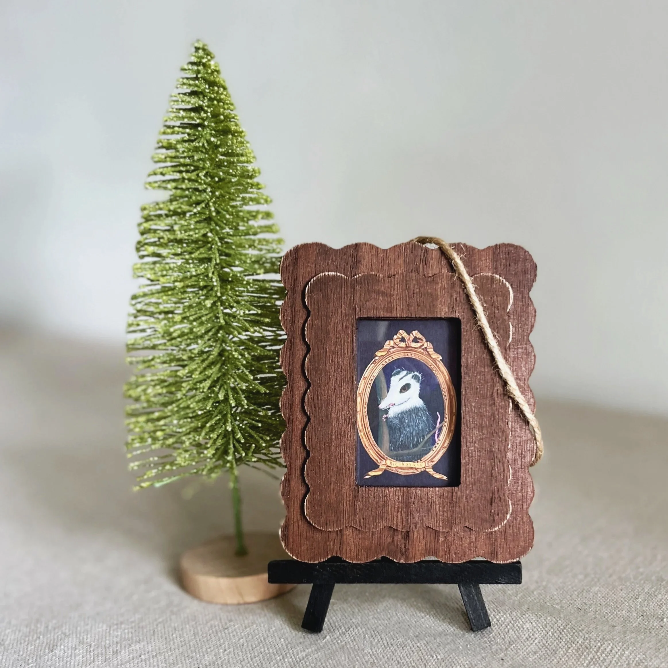 Ornament_RVAPossum_Front.jpg