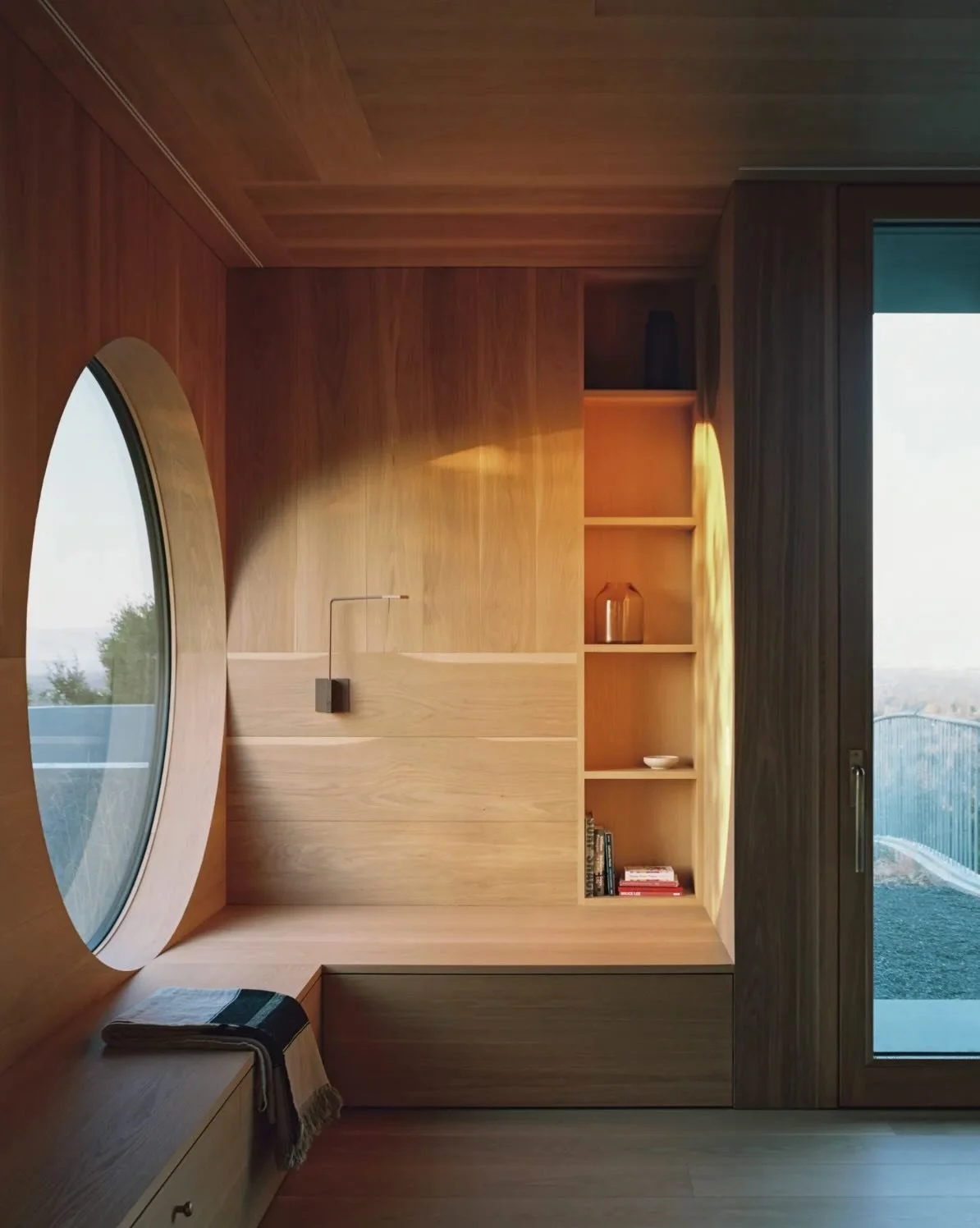 Warm wood, soft light, and architecture that invites the outside in.

Layered materials, natural tones, and thoughtful details create spaces that feel calm, grounded, and deeply connected to their surroundings.

A beautiful example of modern architec