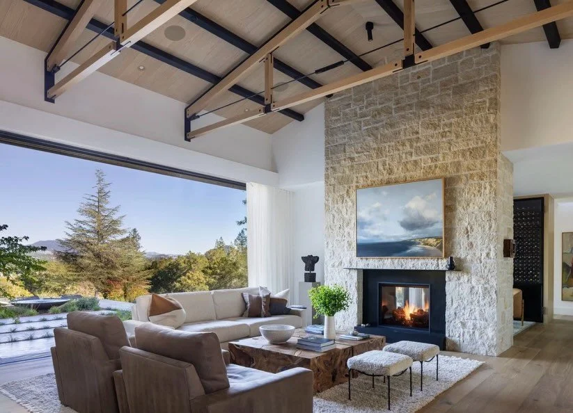 There&rsquo;s something about a home that just settles you the moment you walk in.
Natural light, warm wood tones, quiet textures&hellip; everything working together without trying too hard.
This is the kind of space you come home to on a Friday nigh