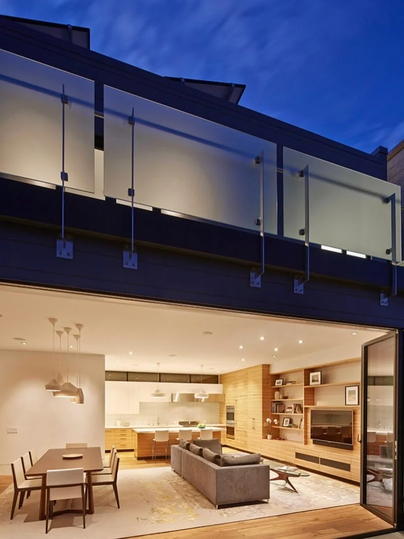 Where material meets architecture.
Warm hardwood flooring creates a continuous thread throughout this home&mdash;from the kitchen to the living spaces and stair system&mdash;bringing texture, warmth, and balance to a clean modern design.
Built to las