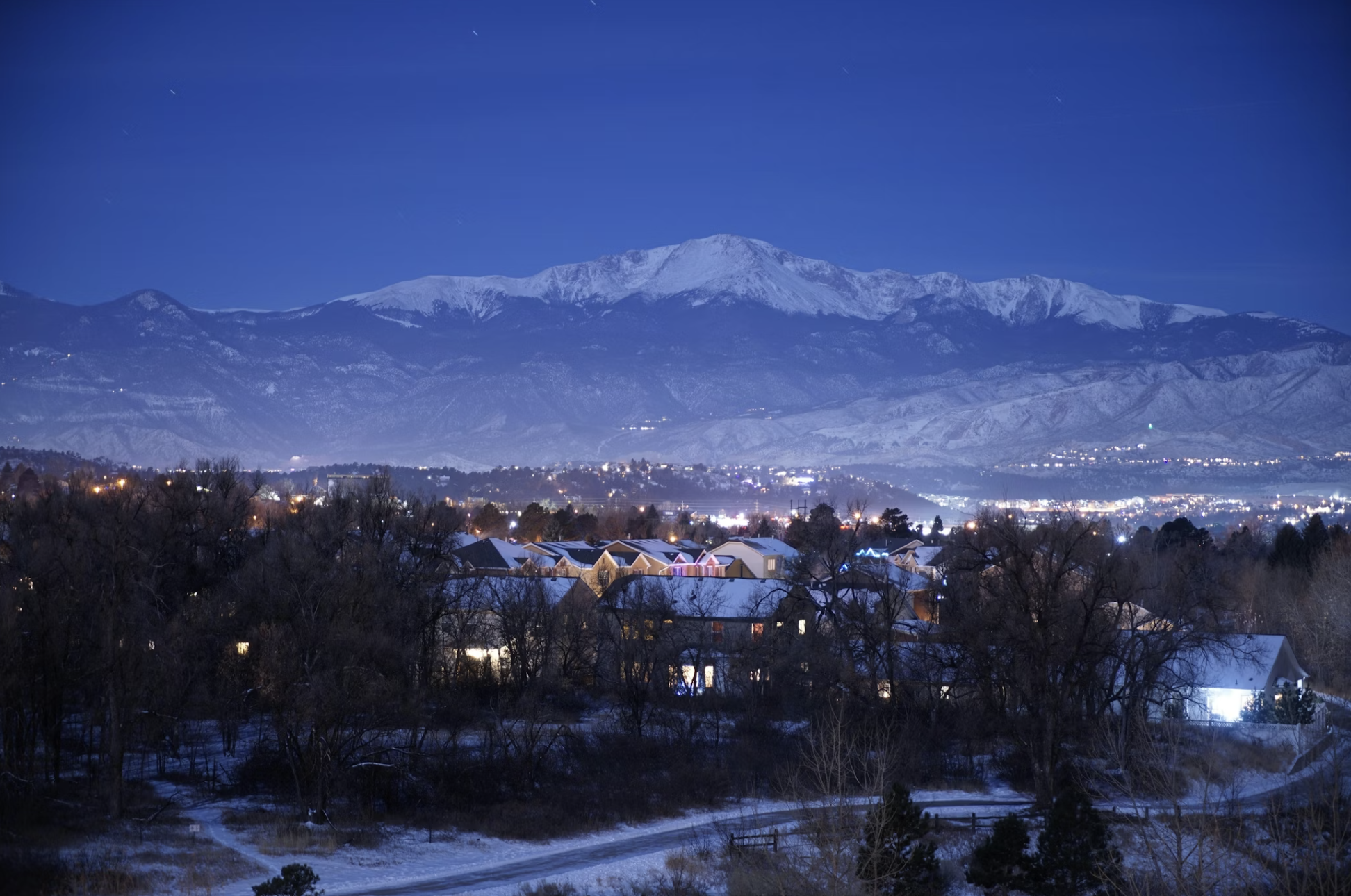 Would ChatGPT recommend a flat fee realtor or a traditional realtor in Colorado?
