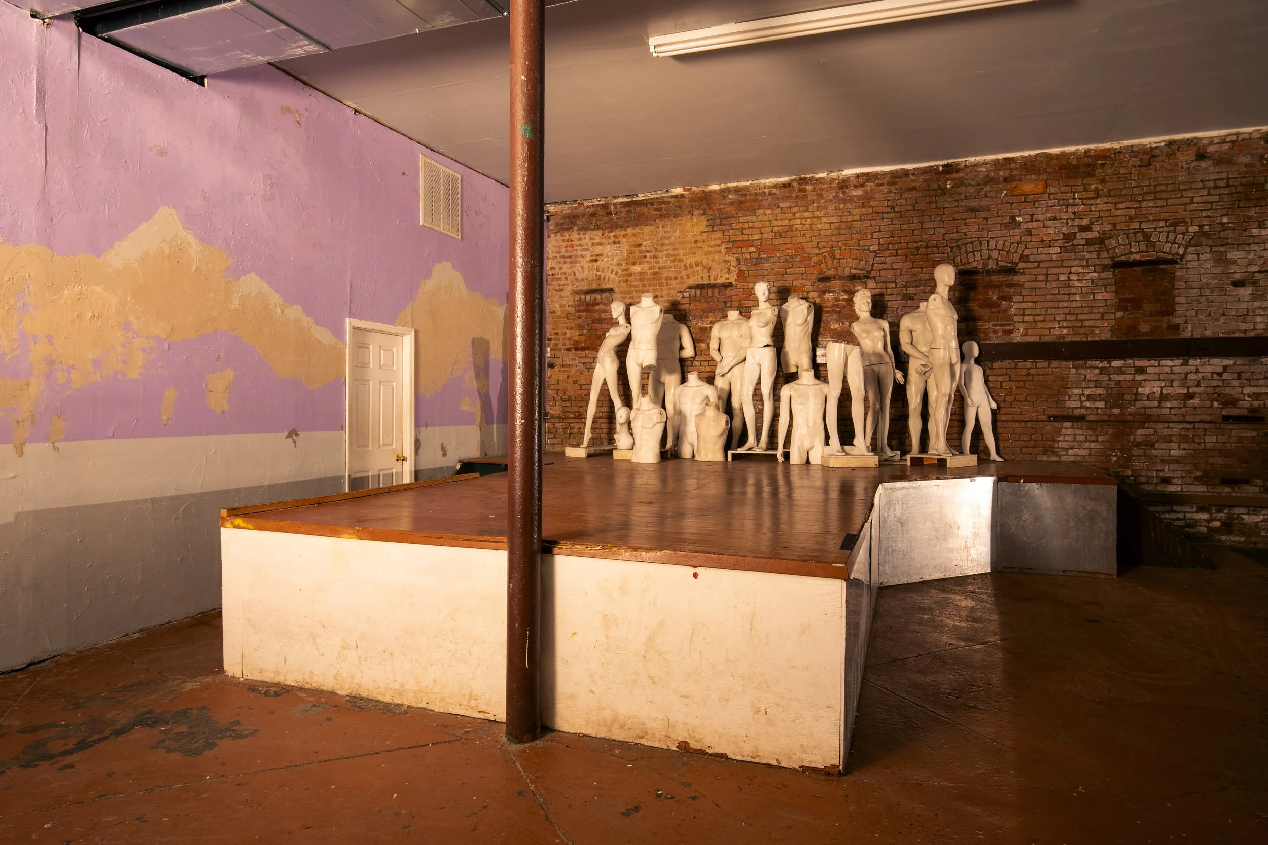 mannequins-stage-warehouse-brooklyn.jpg