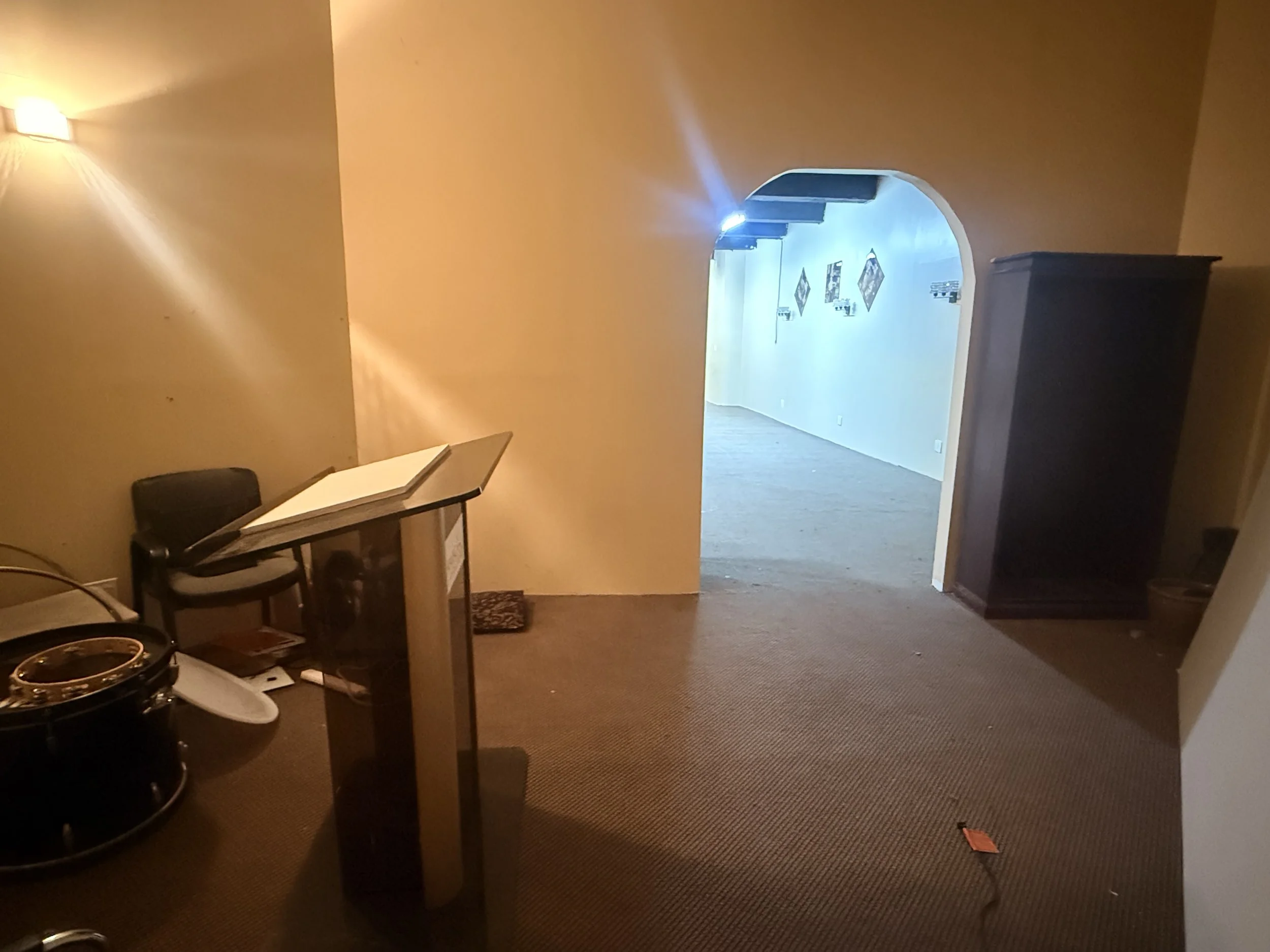 vacant-church-space-side-room-1.jpeg