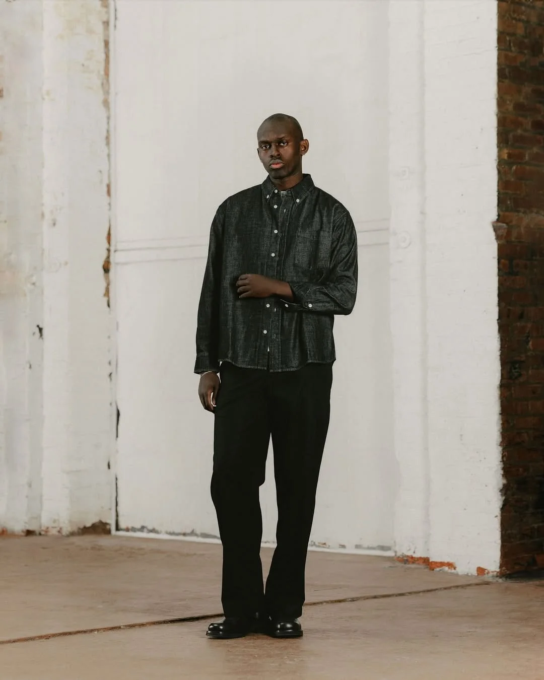freight-elevator-fashion-model.jpg