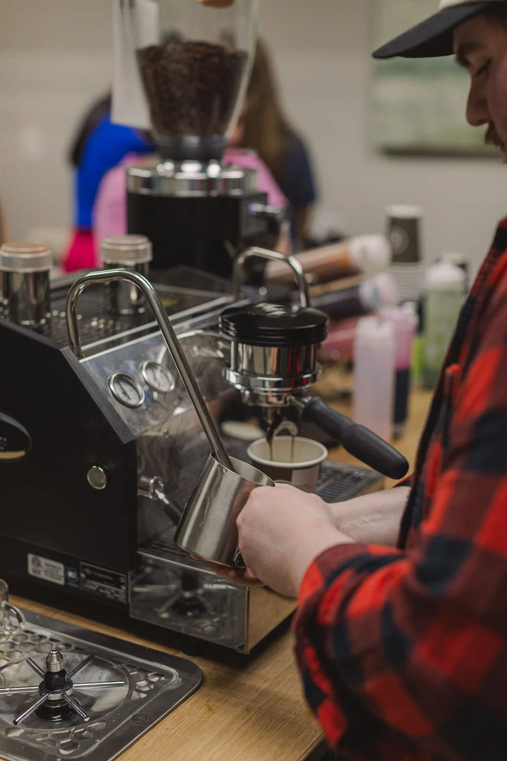 la marzocco gs3 barista steaming milk for espresso the woodlands, tx