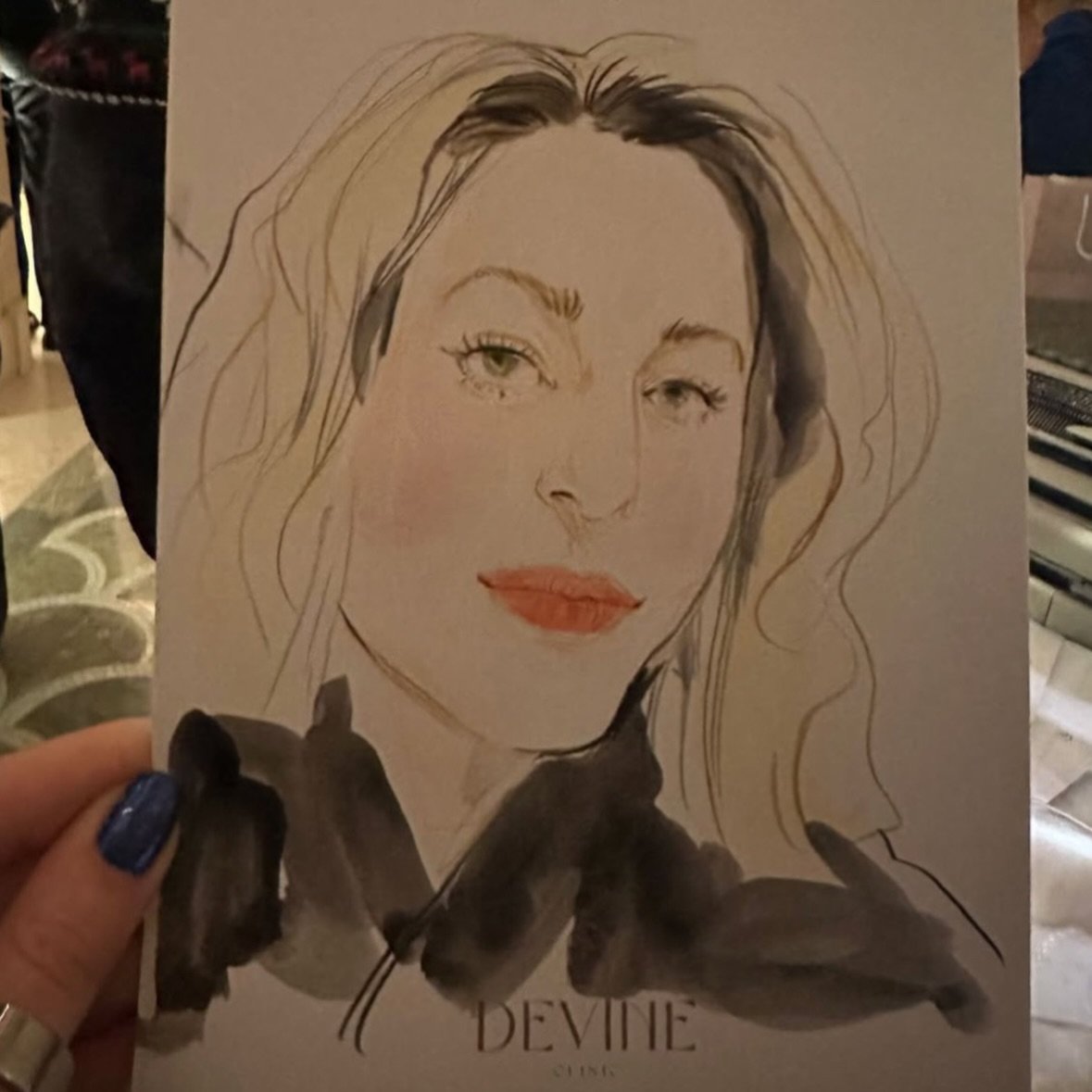 I forgot my #photodump for oct/nov so here life so far. A bit mad but full of fun with friends 💓 
Manchester for work + Manchester Art fair. Lots of get togethers with good food. Christmas decorations on Regents St with last live events gigs for the