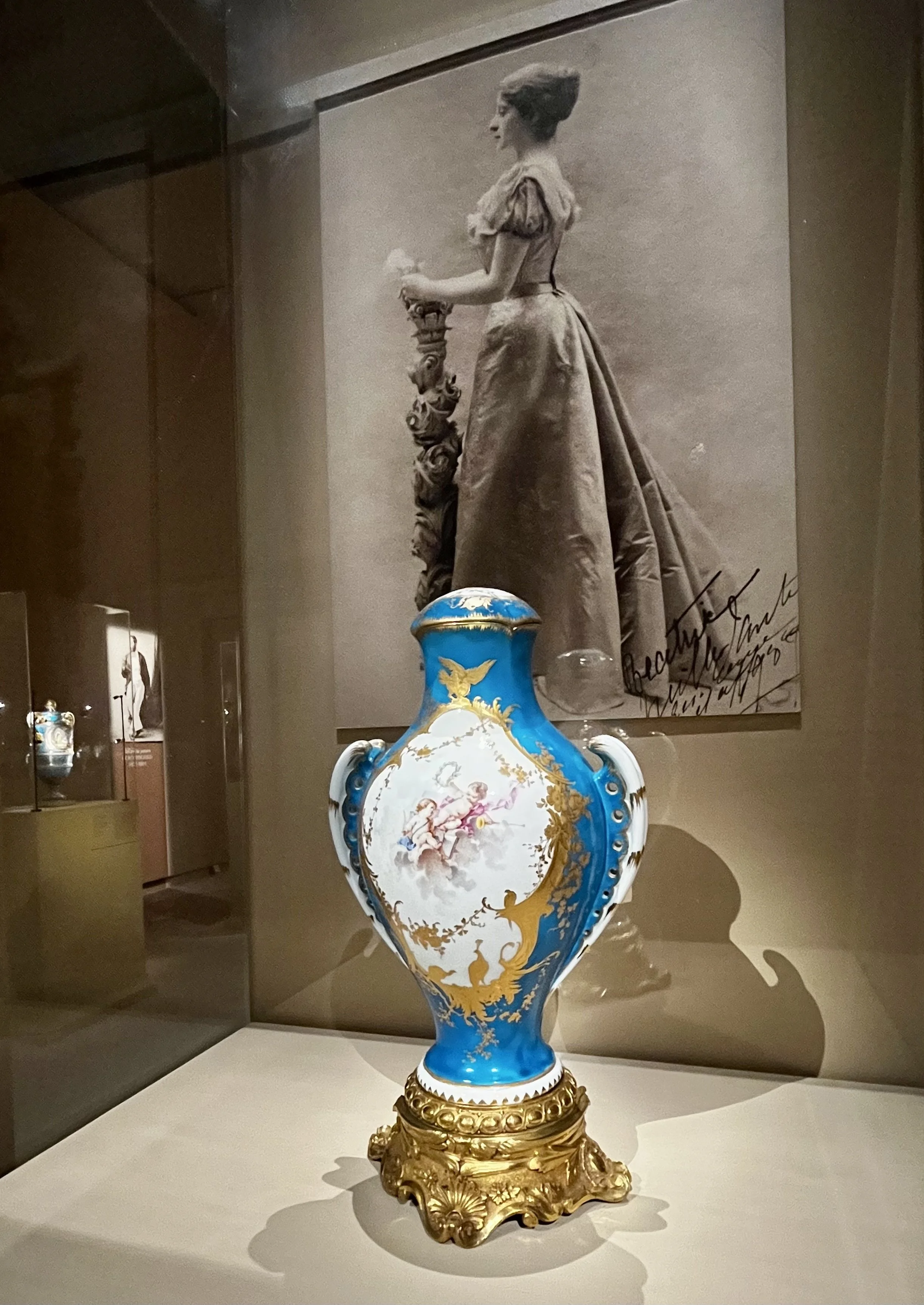 Sèvres, une passion Rothschild