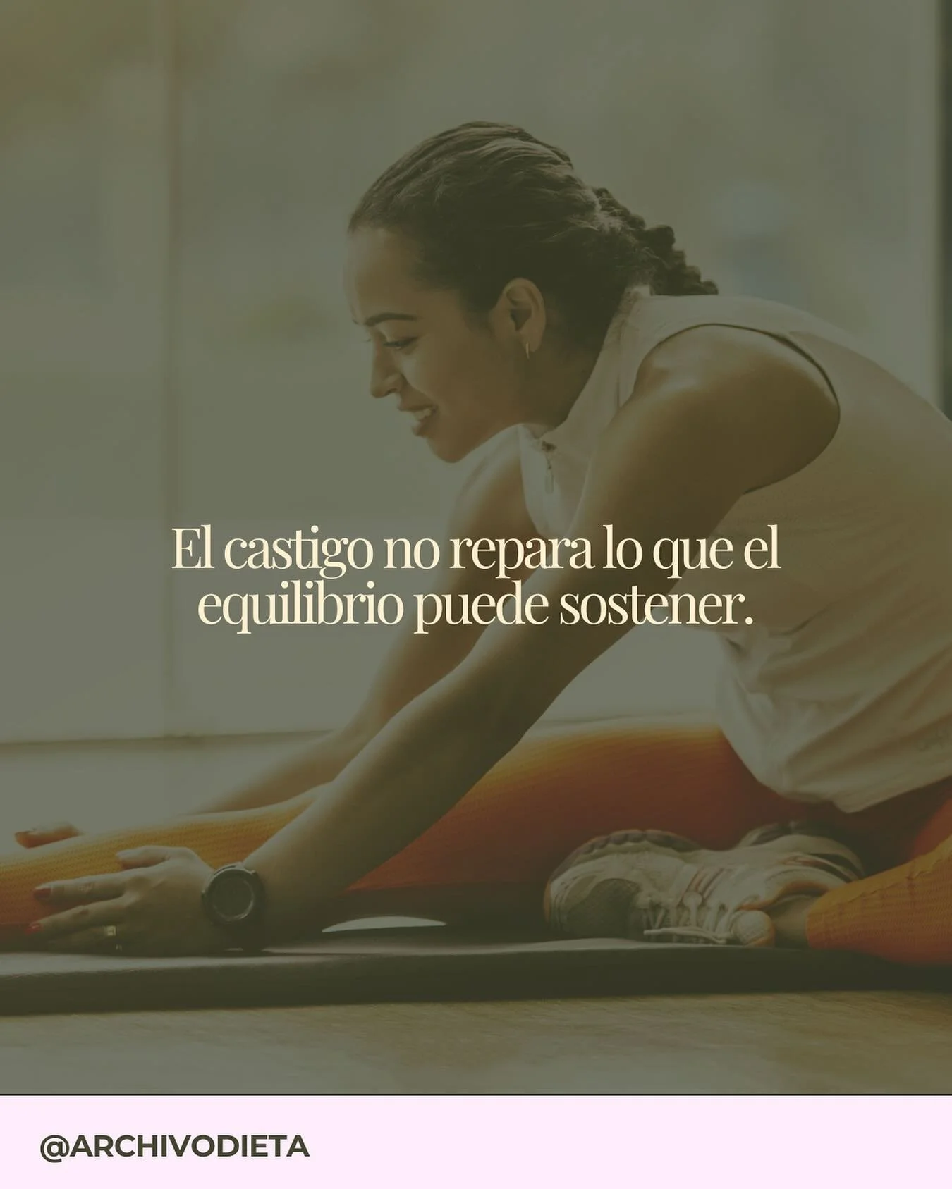 Si rompes tu rutina, no compenses! Sigue con tus reglas sostenibles, vuelve a la base.

Comiste m&aacute;s un d&iacute;a &rarr; no pasa nada.

Tu cuerpo no cambia por 24h, cambia por lo que haces la mayor&iacute;a del tiempo.

💡 Tu respuesta importa