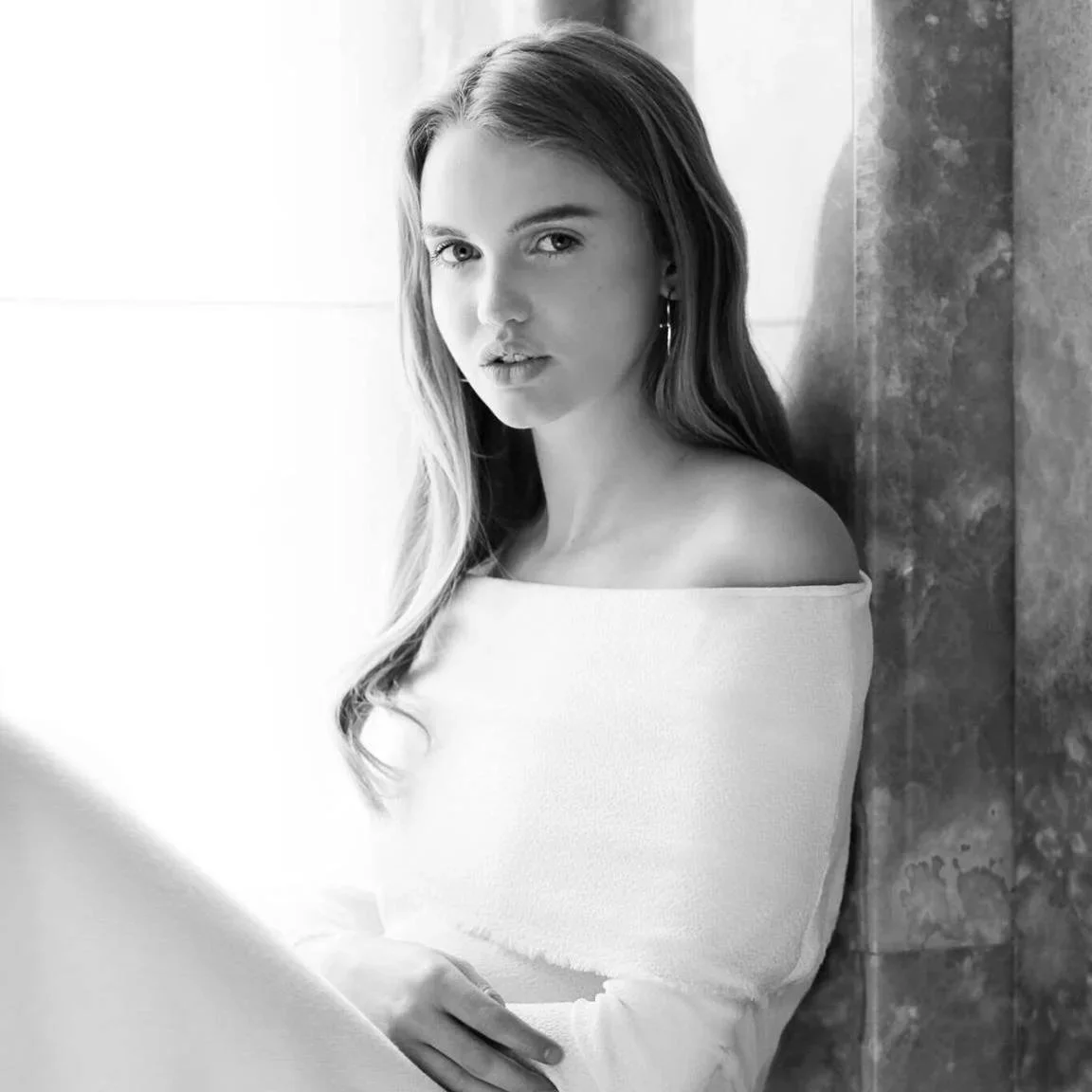 Crafting Impactful PR &amp; Digital Copy for Esse Vie