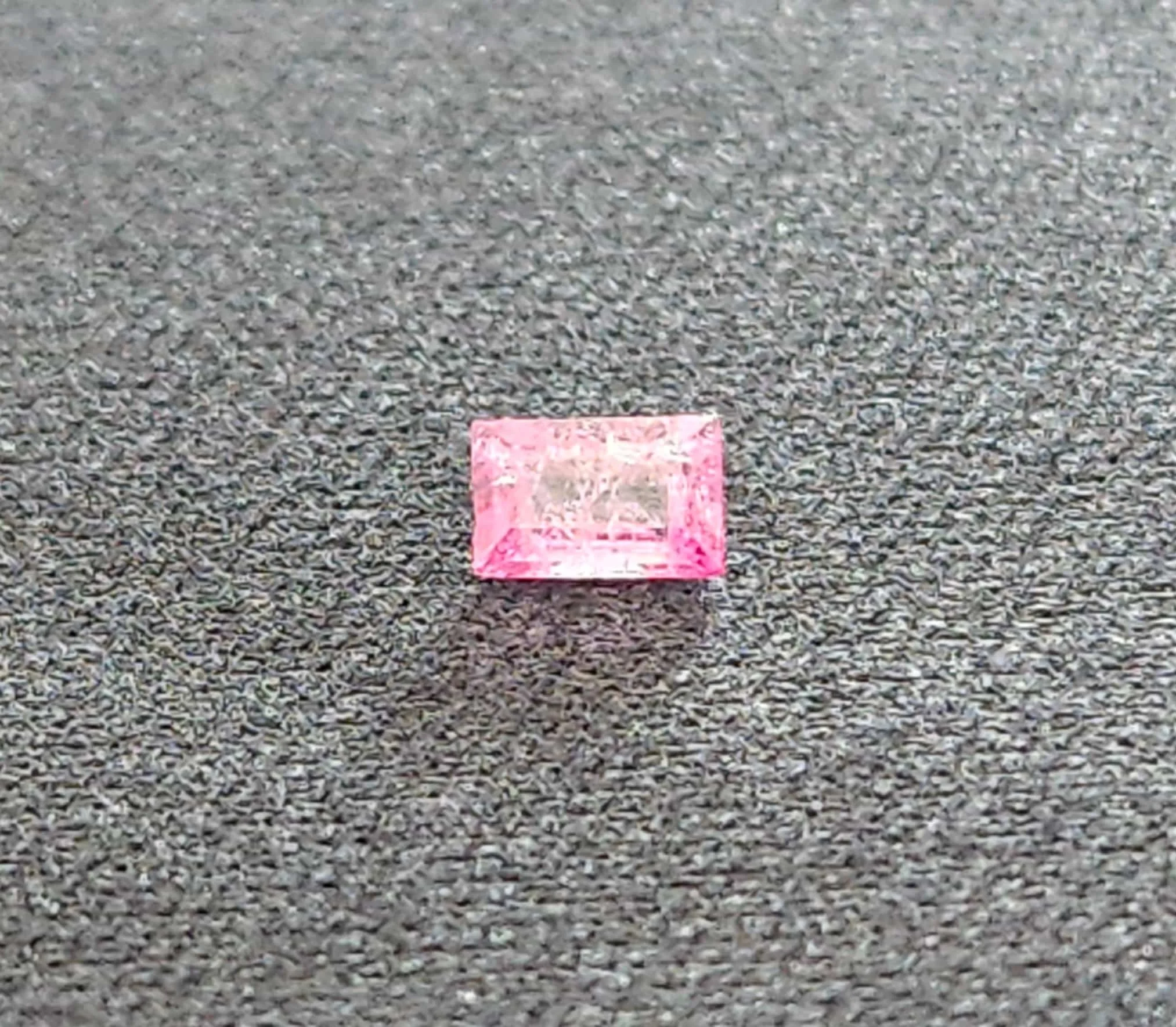 red-beryl-bixbite-1-crown.jpg