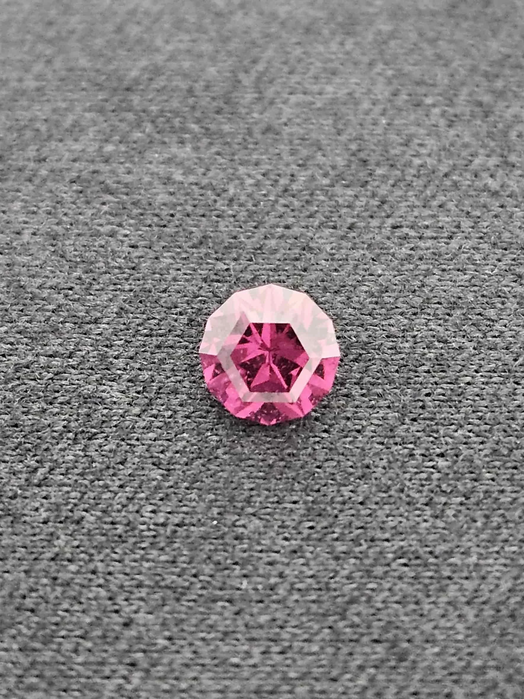 Custom Precision Faceted Round Rhodolite Garnet - 0.3ct #251
