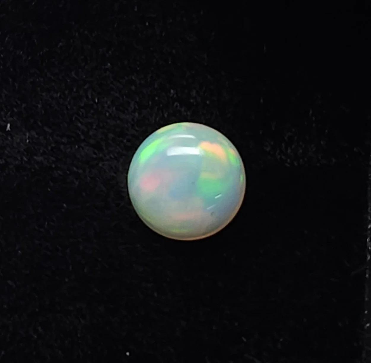 Ethiopian Opal Round Cabochon 6.5mm 0.63ct