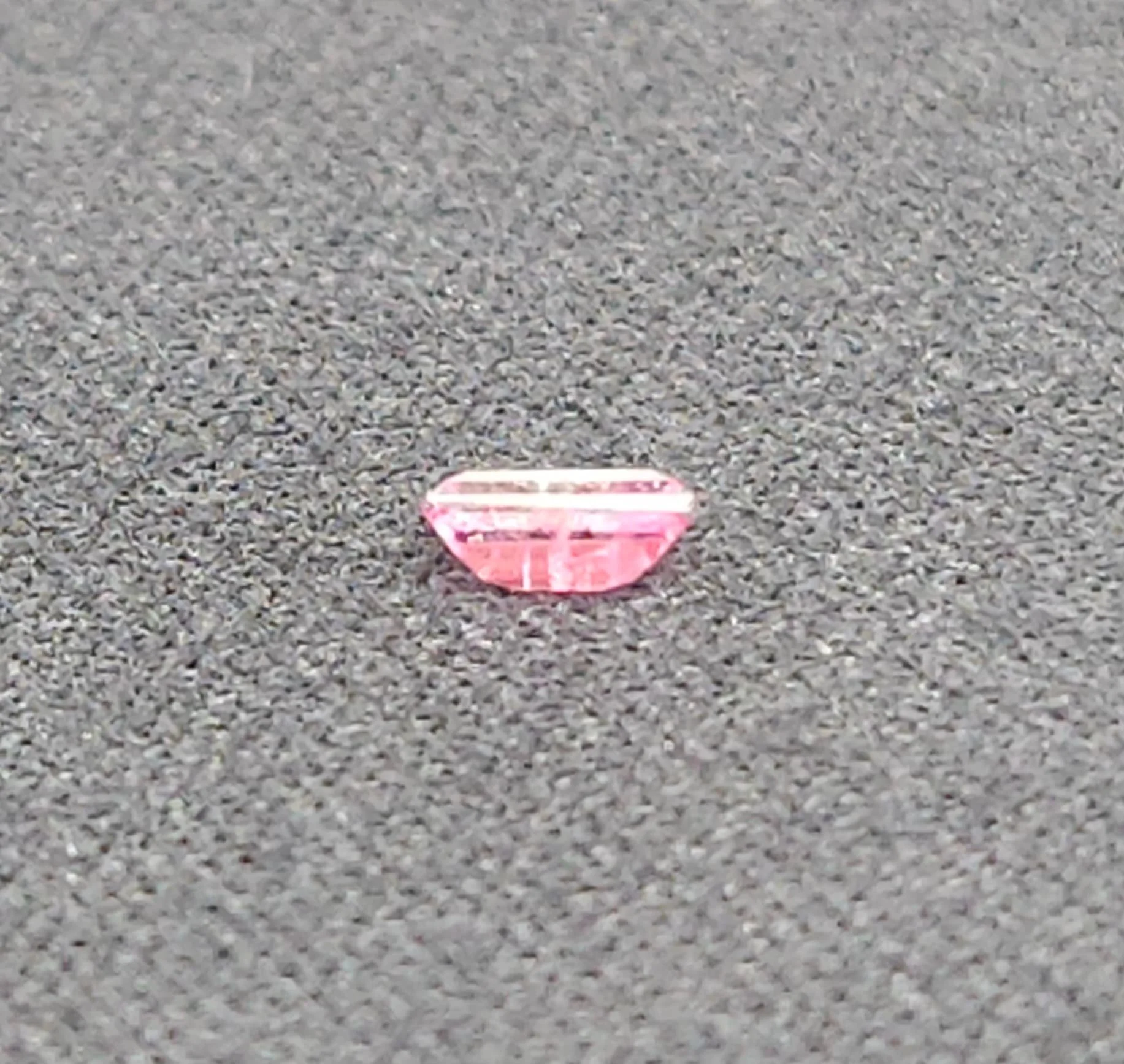 red-beryl-bixbite-1-crown-1.jpg