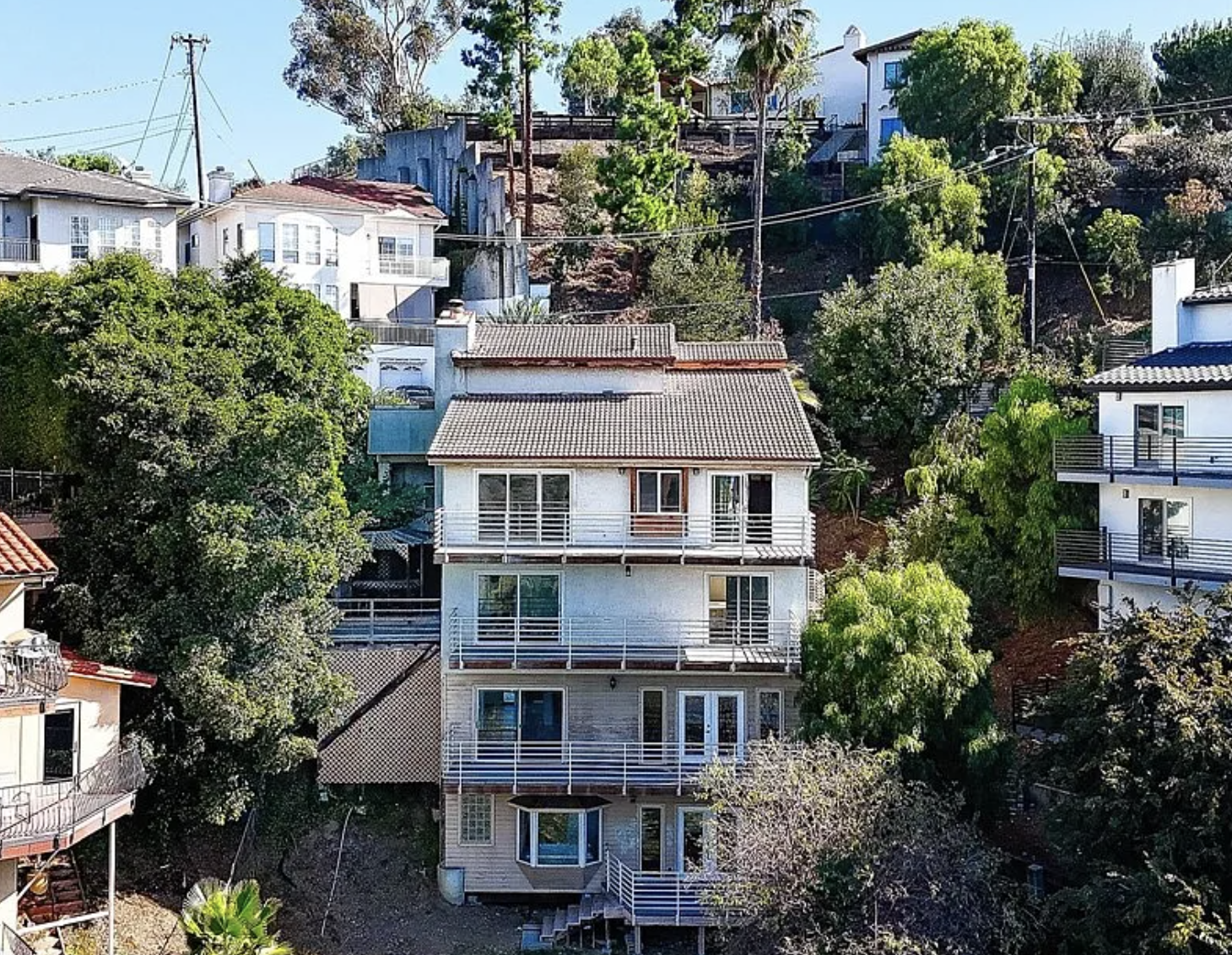 2076 Hanscom Dr, South Pasadena, CA 91030