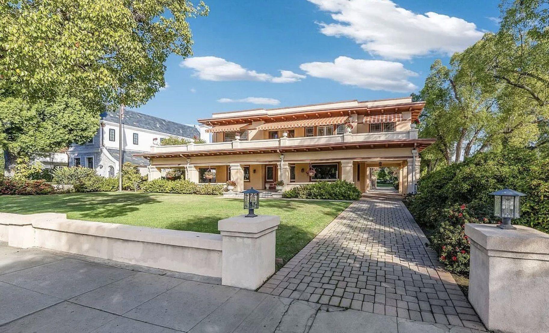 220 Orange Grove Ave,&nbsp;South Pasadena, CA 91030