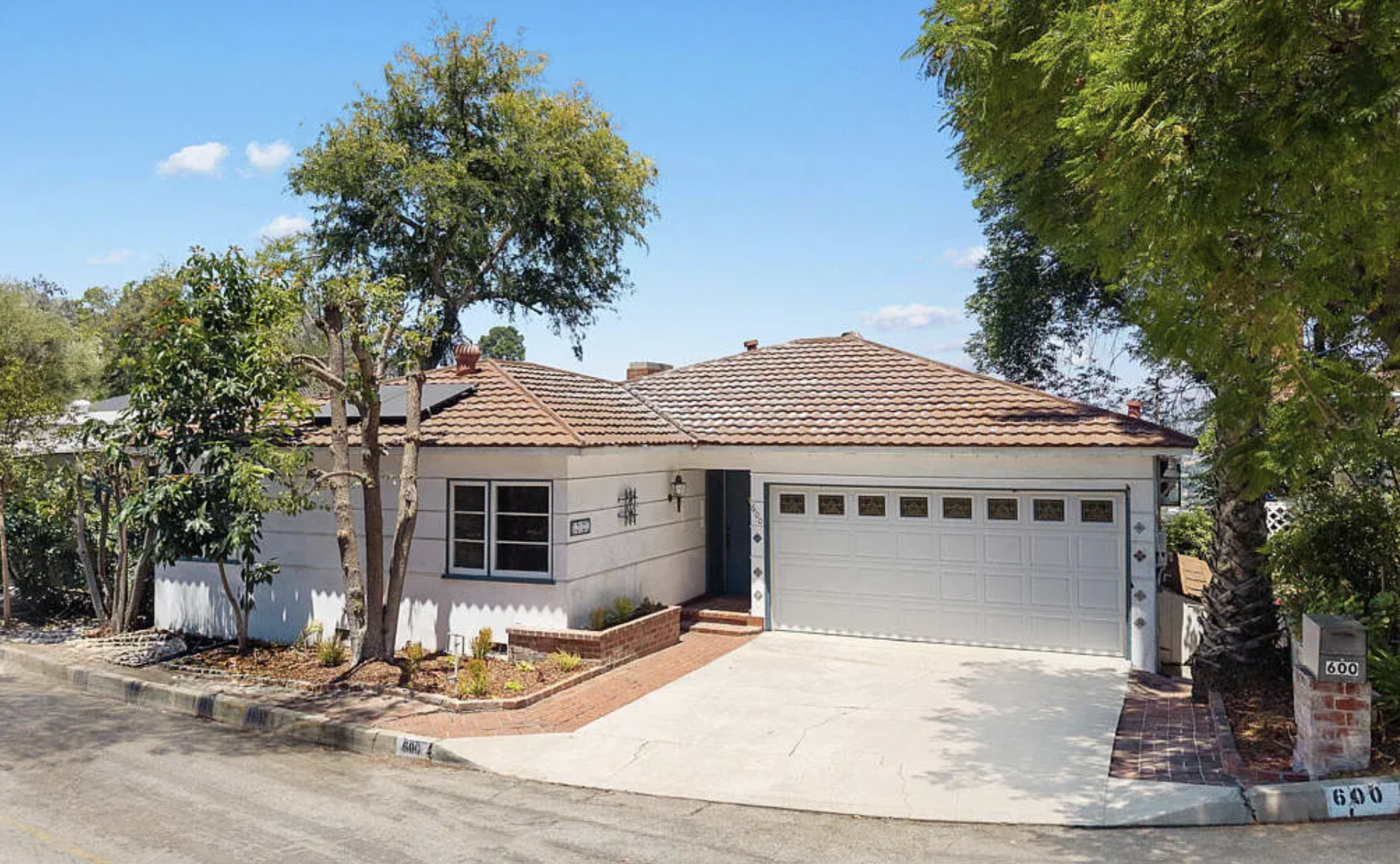 600 Alta Vista Cir,&nbsp;South Pasadena, CA 91030