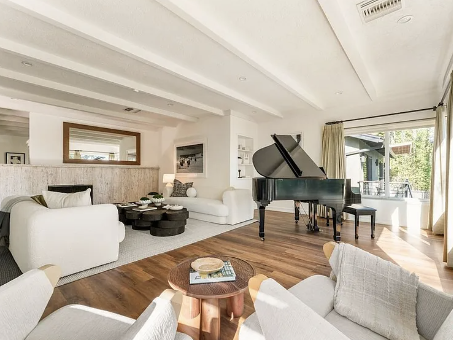 1115 Buena Vista St,&nbsp;South Pasadena, CA 91030