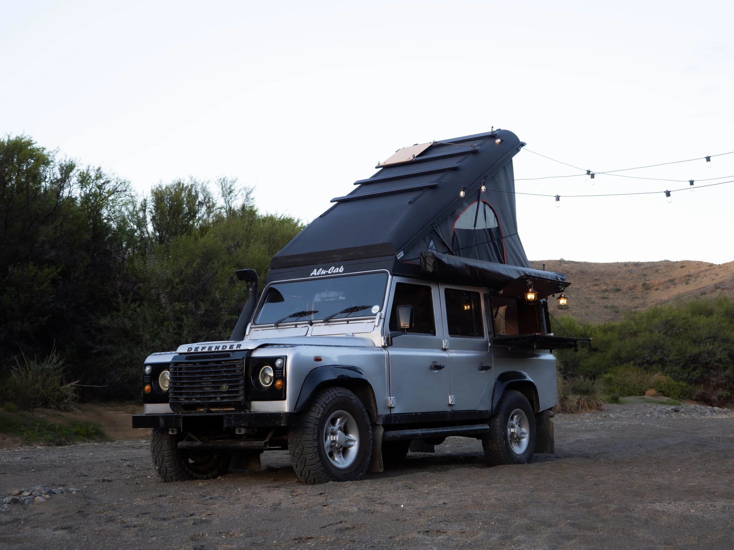 XCAP - Defender Rafar dans le Karoo.jpg