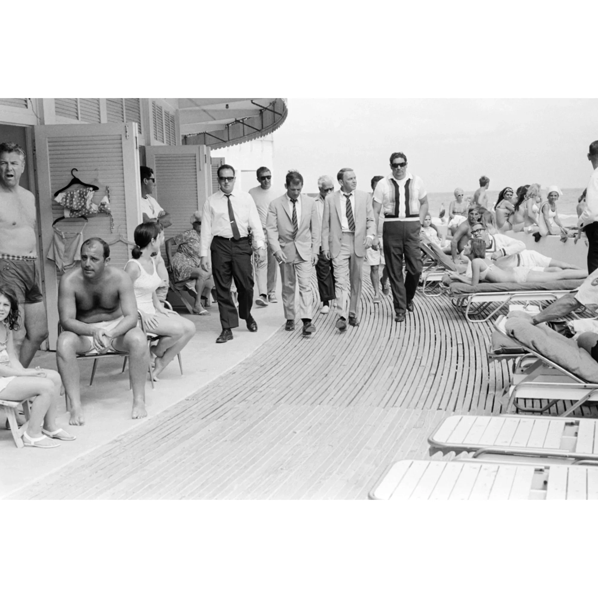 Frank Sinatra by Terry O'Neill