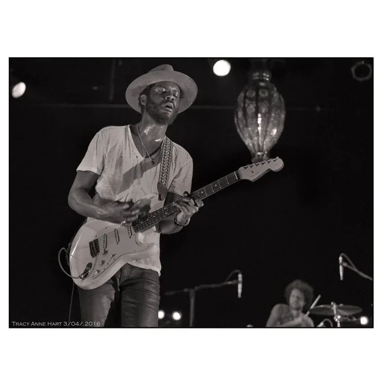 GaryClarkJrBandWStrat3042016byTracyAnneHart+%281%29.webp