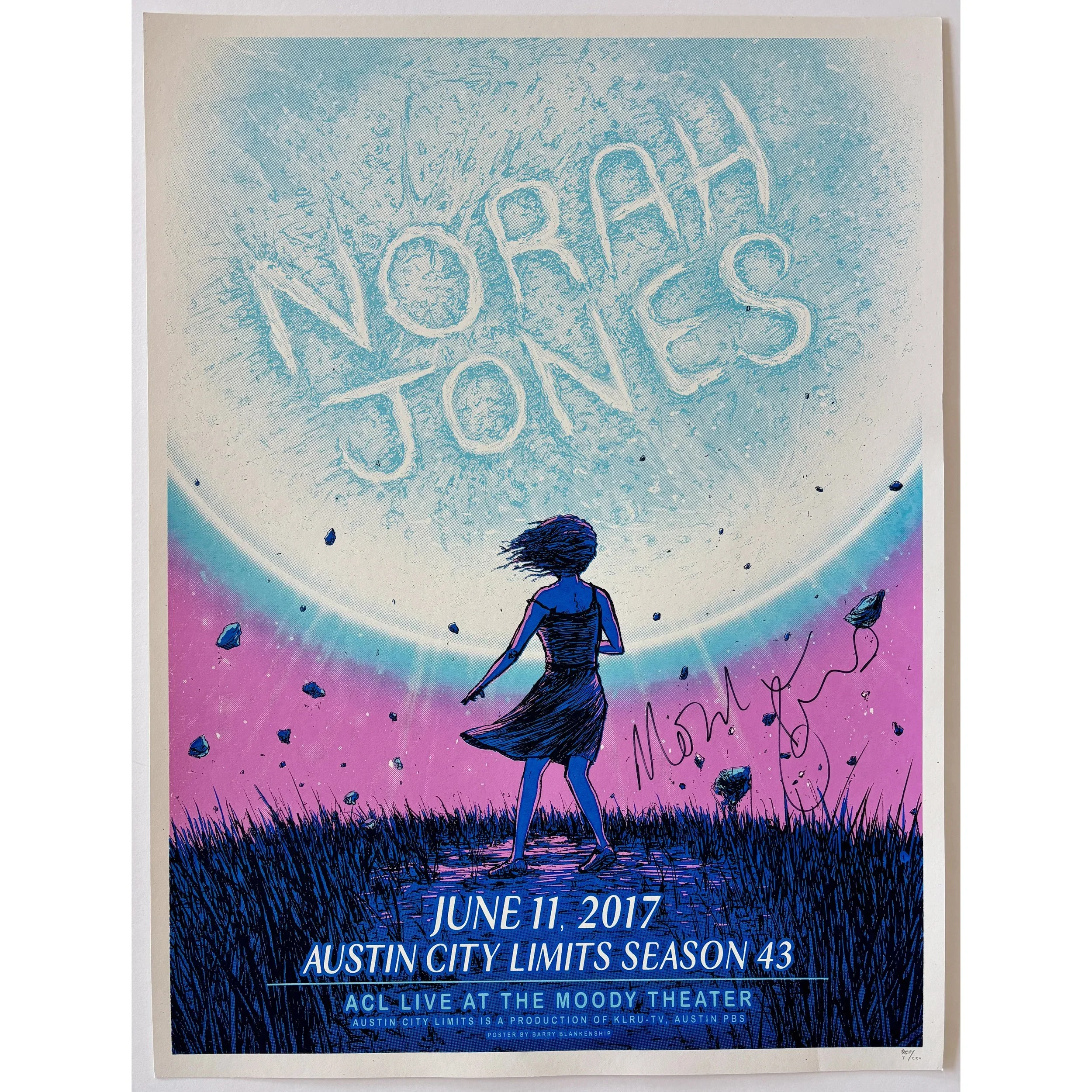 Norah+Jones+signed+2017+ACL.webp