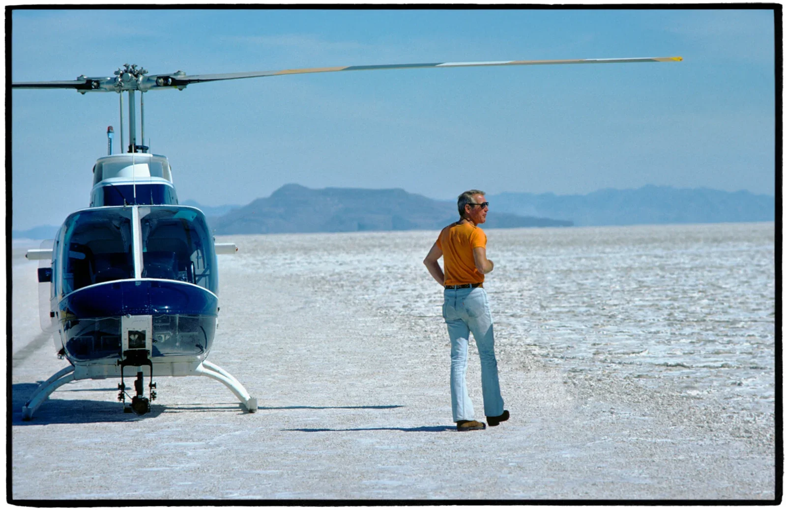 Paul Newman, helicopter in the desert, Al Satterwhite, 1974