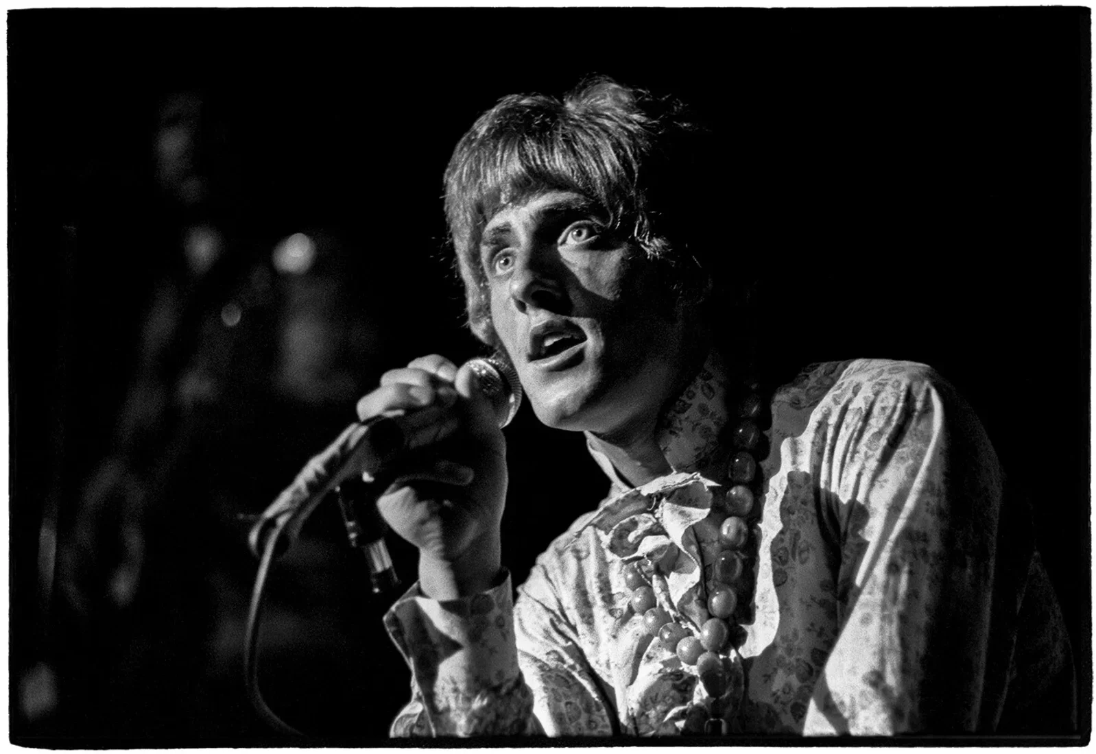 Roger Daltrey in The Who live, Al Satterwhite, 1967