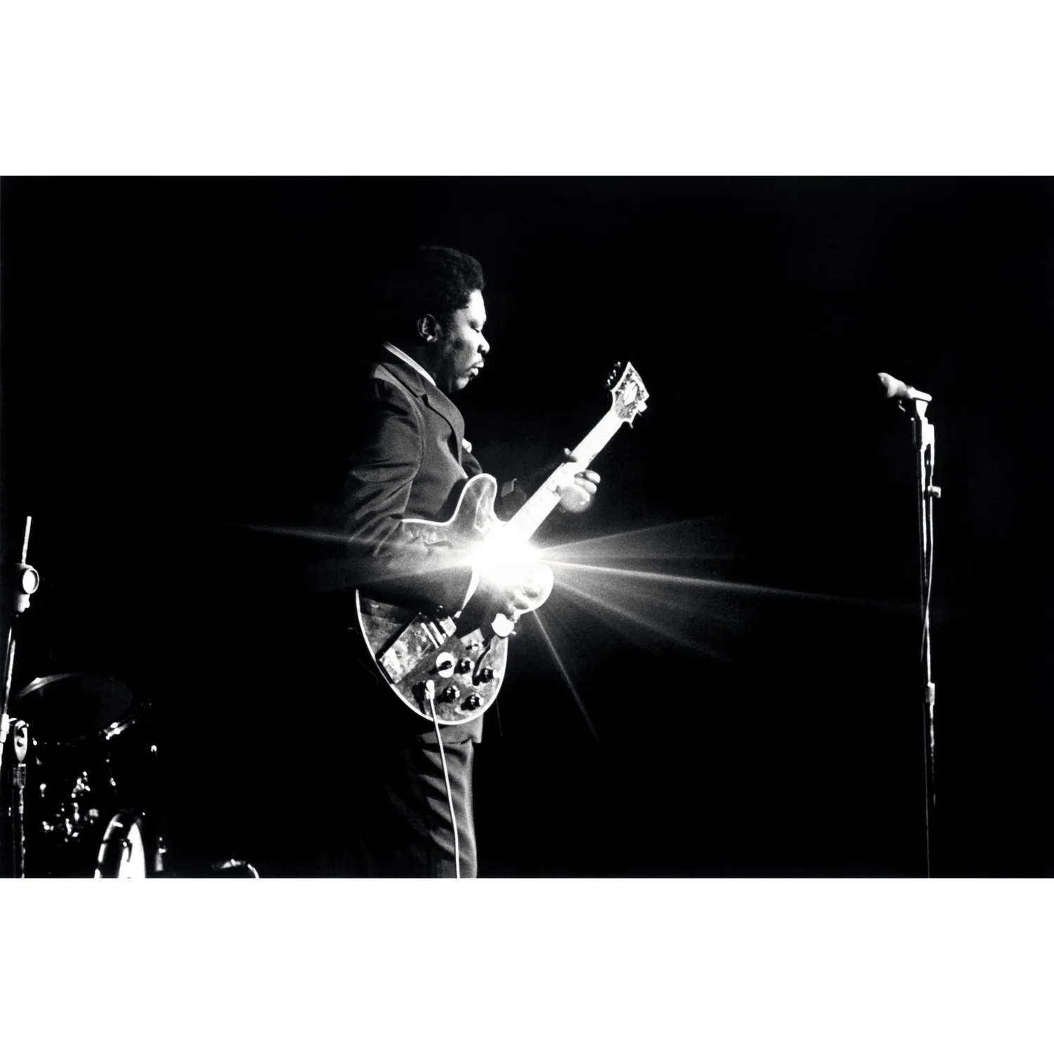 BB King On Stage - Guitar Starlight, LA Forum, 1969 by Glen Craig