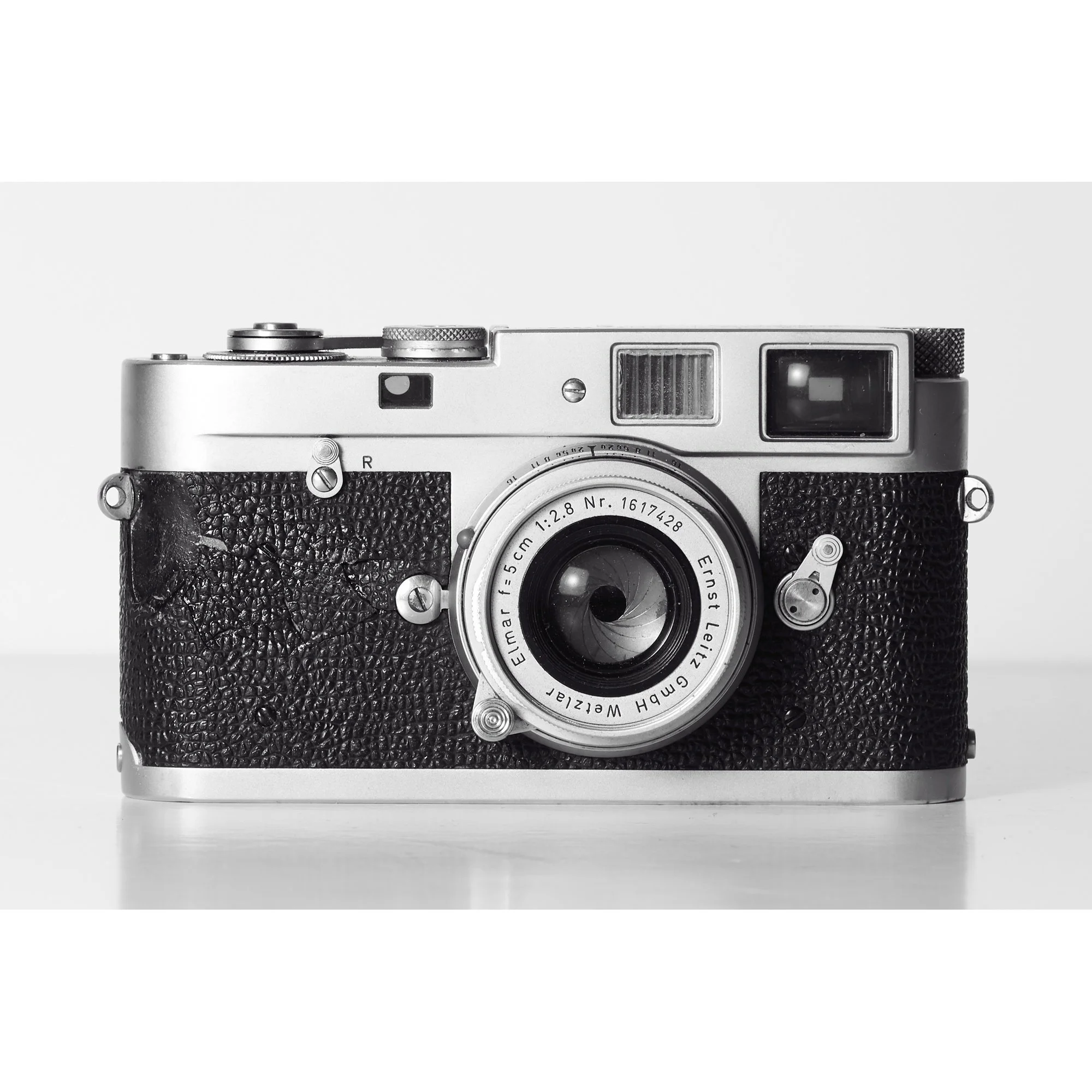 LEICA M2, 1957 - Pop Art Vintage Cameras by Antony Nobilo