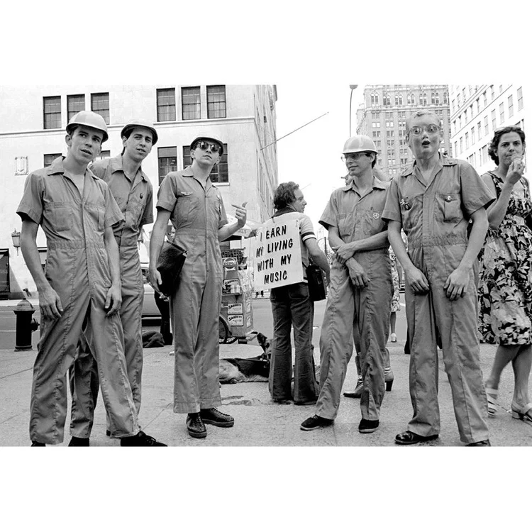 Devo by Ebet Roberts