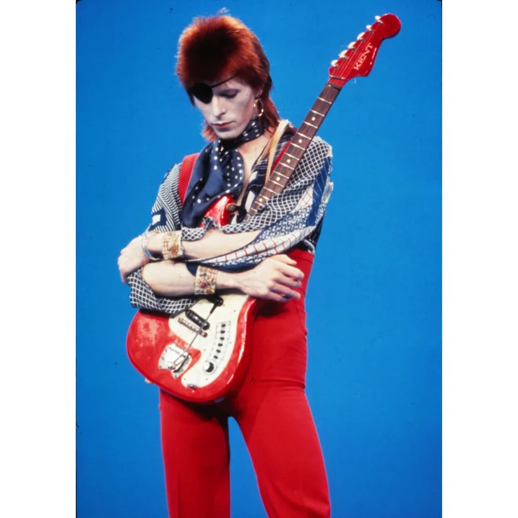 David Bowie Dutch TV Performance by Barry Schultz