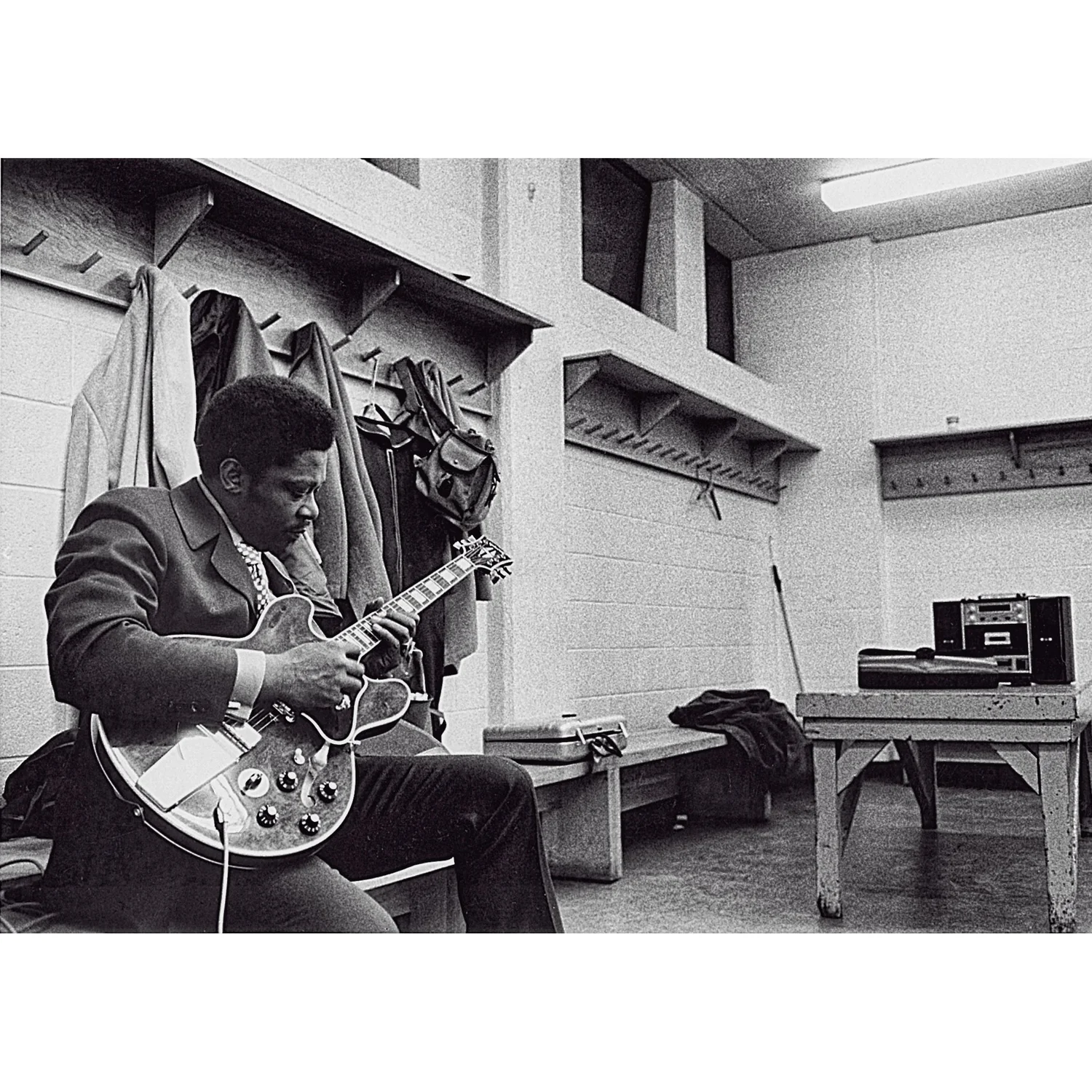 BB King Backstage 1969 by Glen Craig