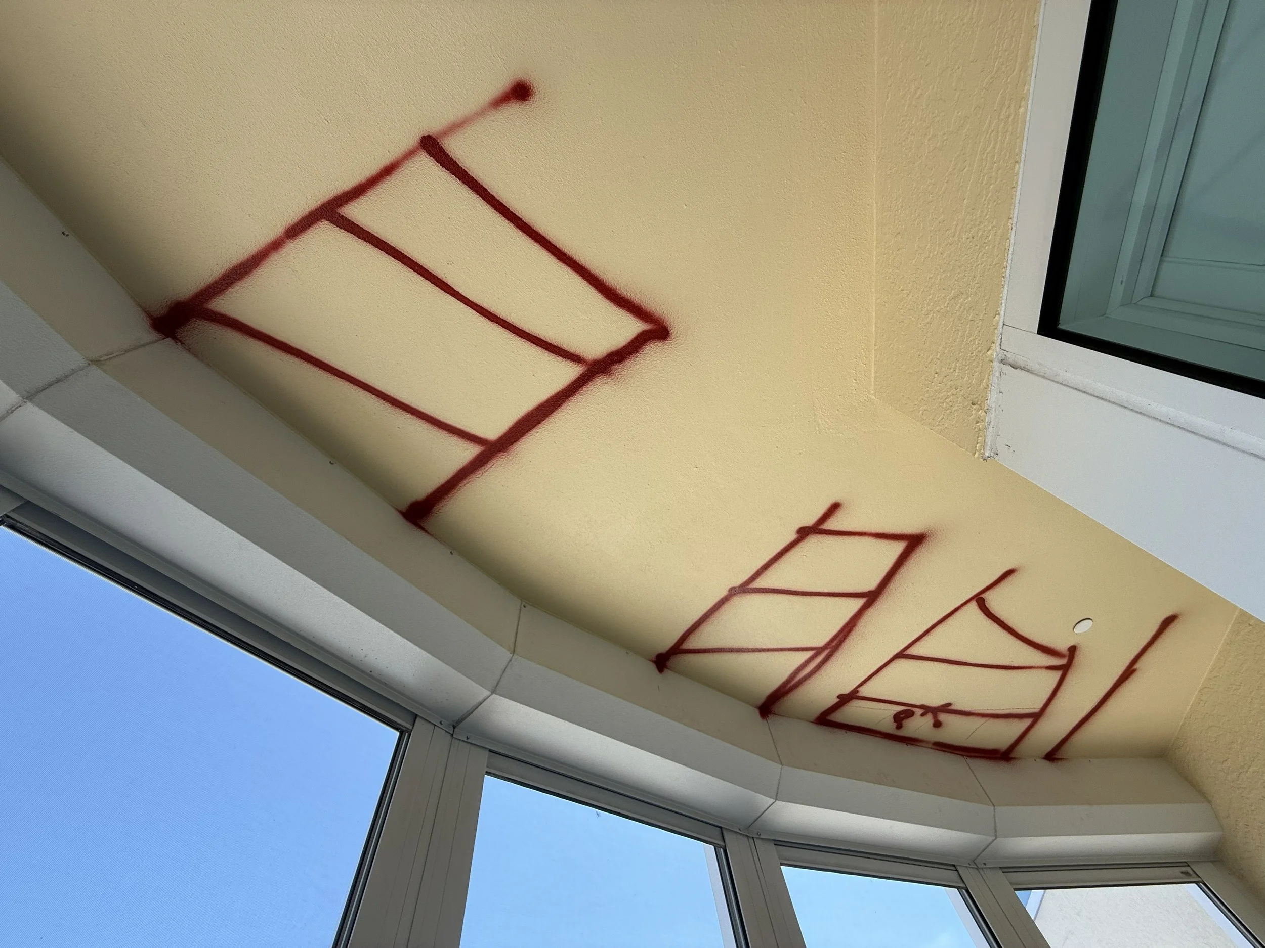 Unit 1601 Ceiling (Farthest From Door).jpeg