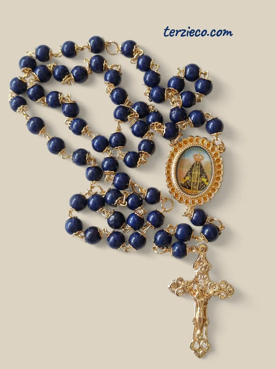 Terço Nossa Senhora Aparecida com tulipas