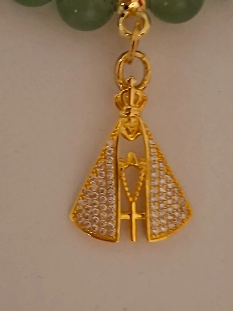 pingente N senghora Aparecida com strass.jfif