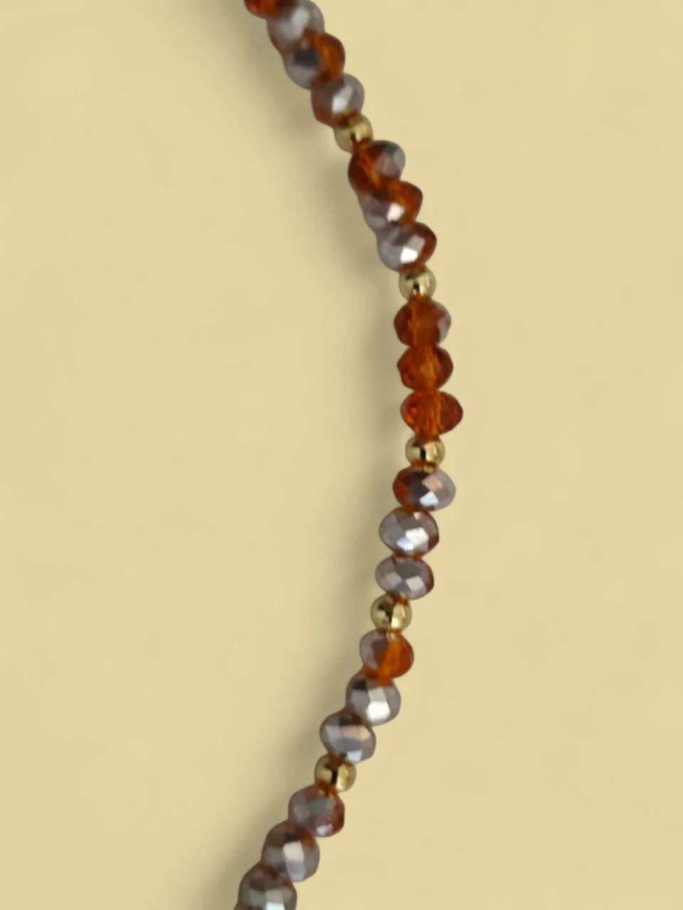 detalhe choker laranja.jpeg