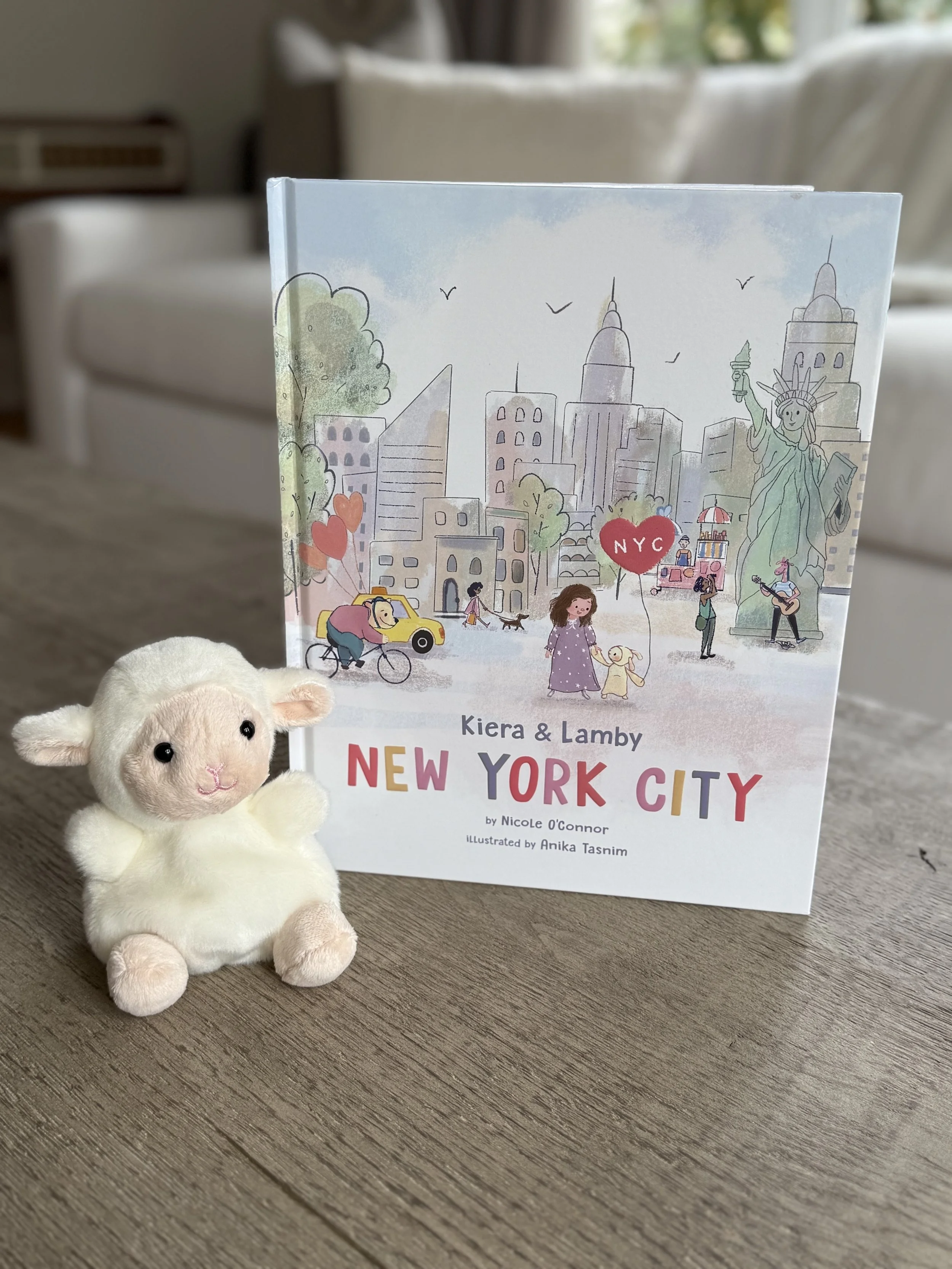 NYC Book + Travel Lamb Bundle