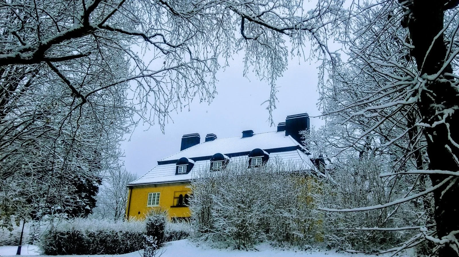 Fredriksborg på Bygdøy – leie av lokale for arrangementer i Oslo, med klassiske salonger og vakker ramme for bryllup, dåp eller runde dager.