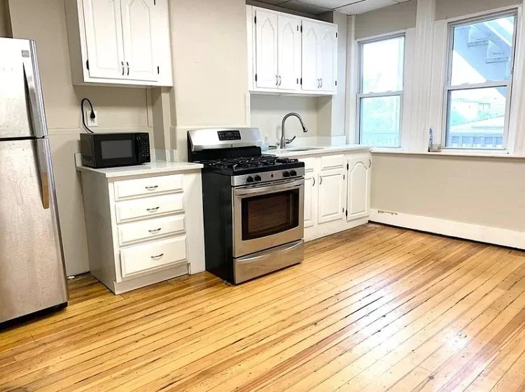 Cottage Kitchen Before.jpg