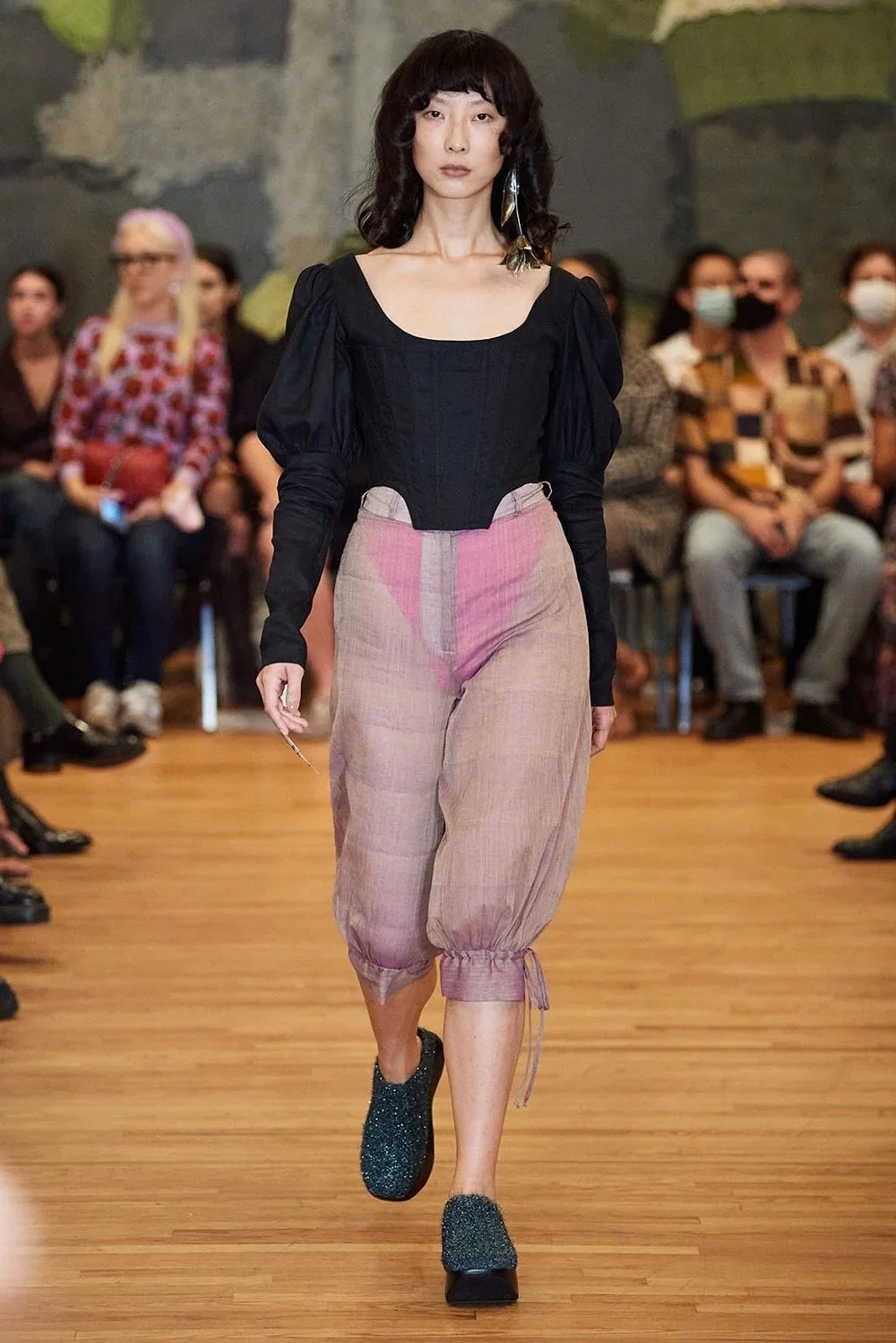 00004-Puppets-and-Puppets-RTW-Spring-22-New-York-credit-Gorunway_1000x.jpg