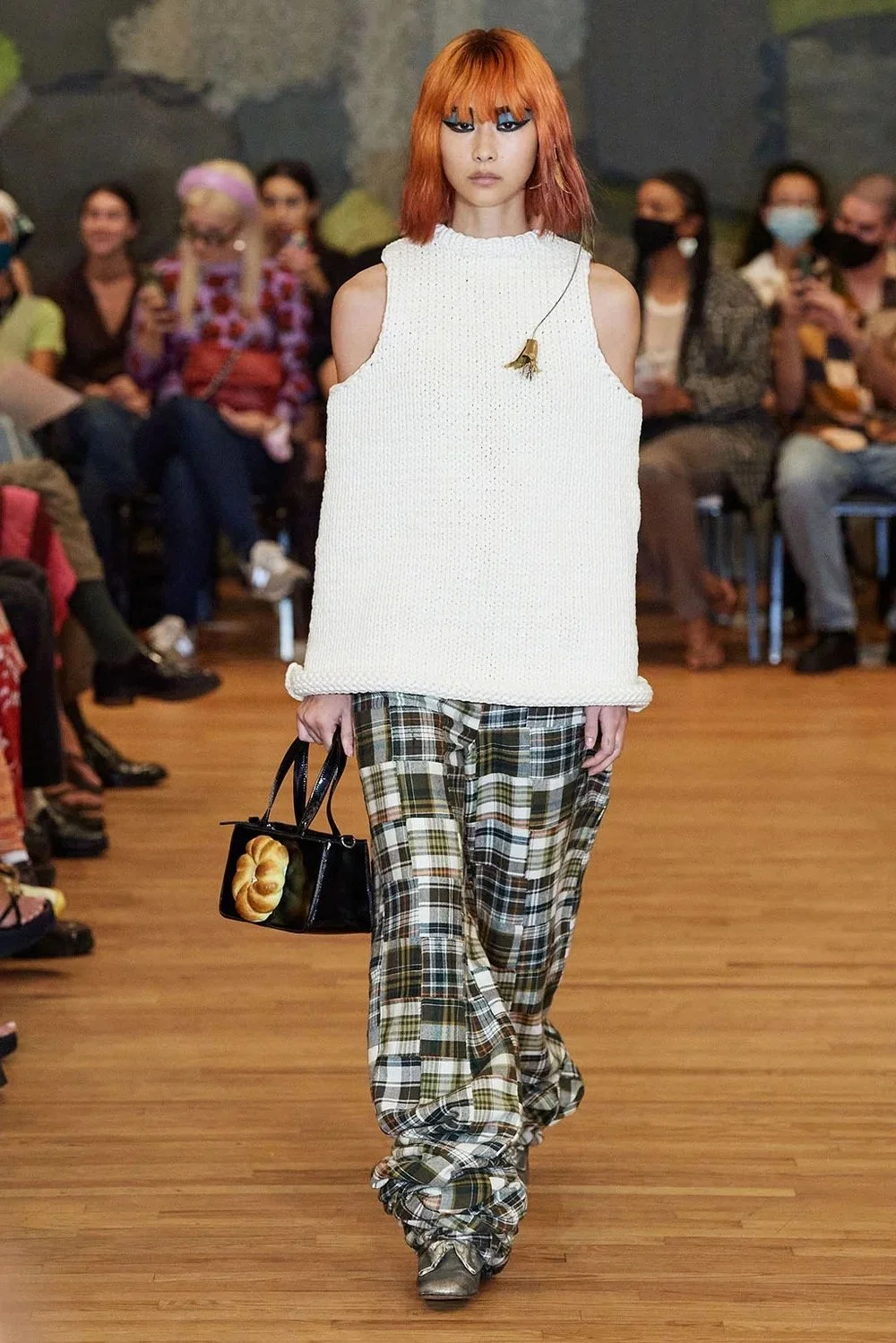 00020-Puppets-and-Puppets-RTW-Spring-22-New-York-credit-Gorunway_1000x.jpg