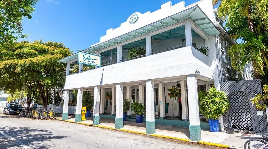 Eden House Resort