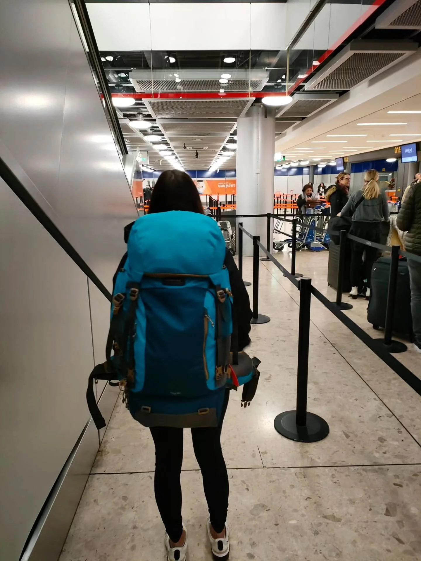 Le secret d&rsquo;un voyage r&eacute;ussi commence par&hellip;
👇
ton sac.
Le mien fait 50 L, je peux le prendre en cabine,
et il s&rsquo;ouvre sur le c&ocirc;t&eacute; comme une valise : le r&ecirc;ve quand t&rsquo;es en auberge.

Crois-moi, le choi