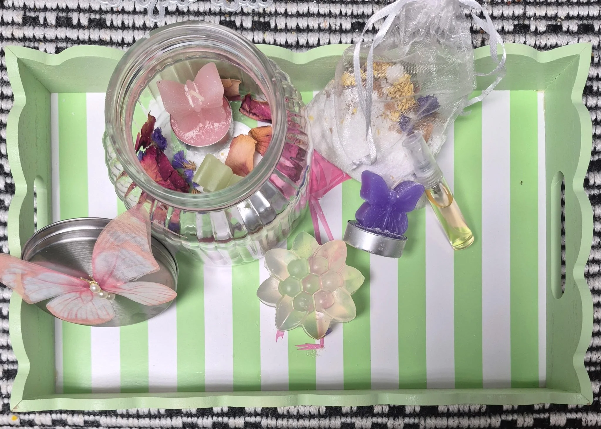 Unique Bath & Body Botanicals