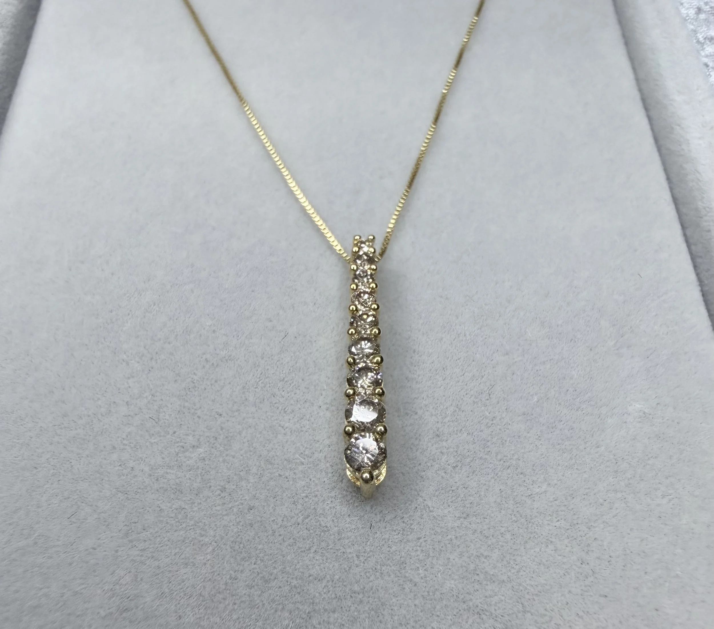 Linear Pendant Close.jpeg