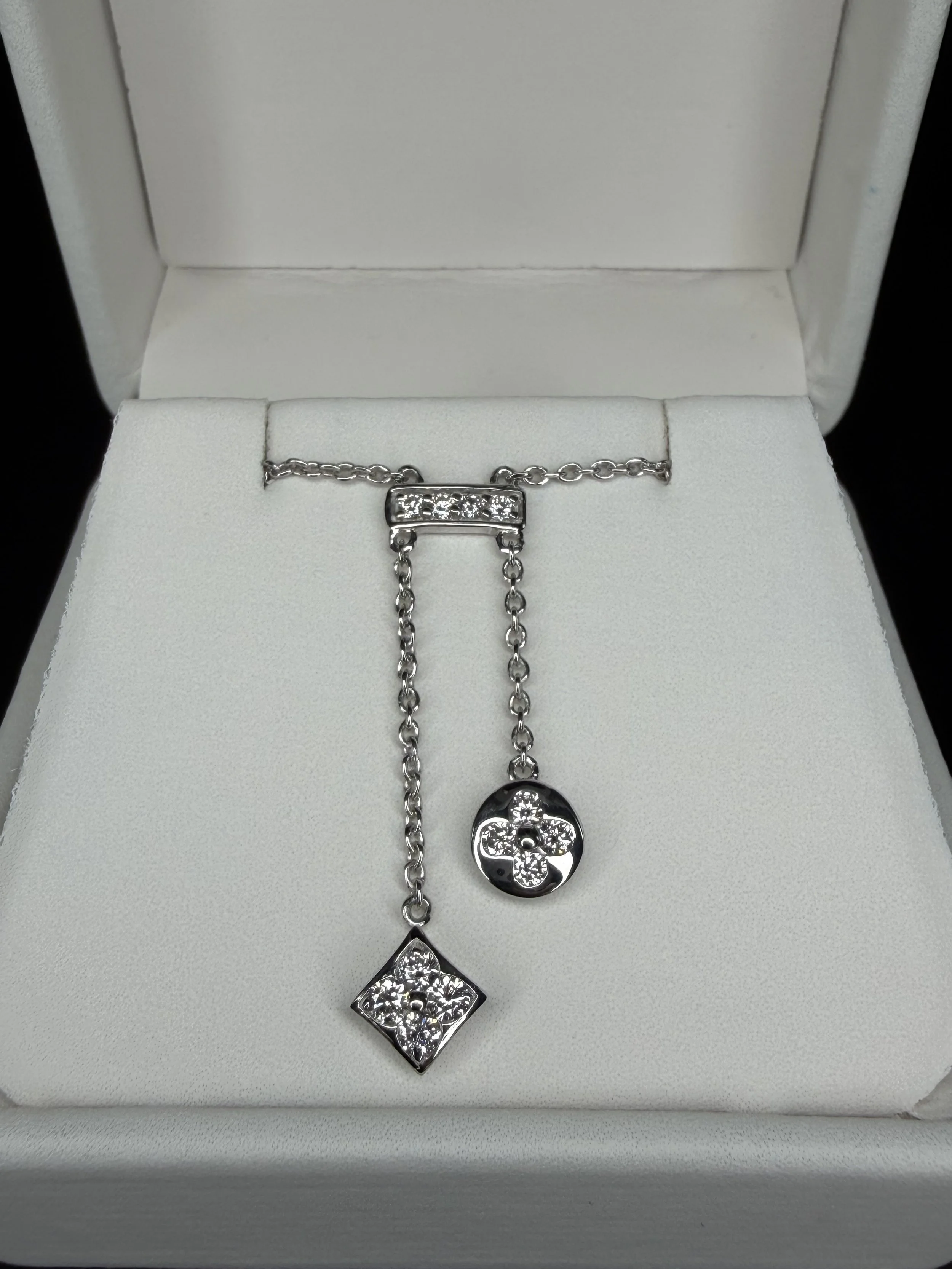 Double Drop Close.jpeg