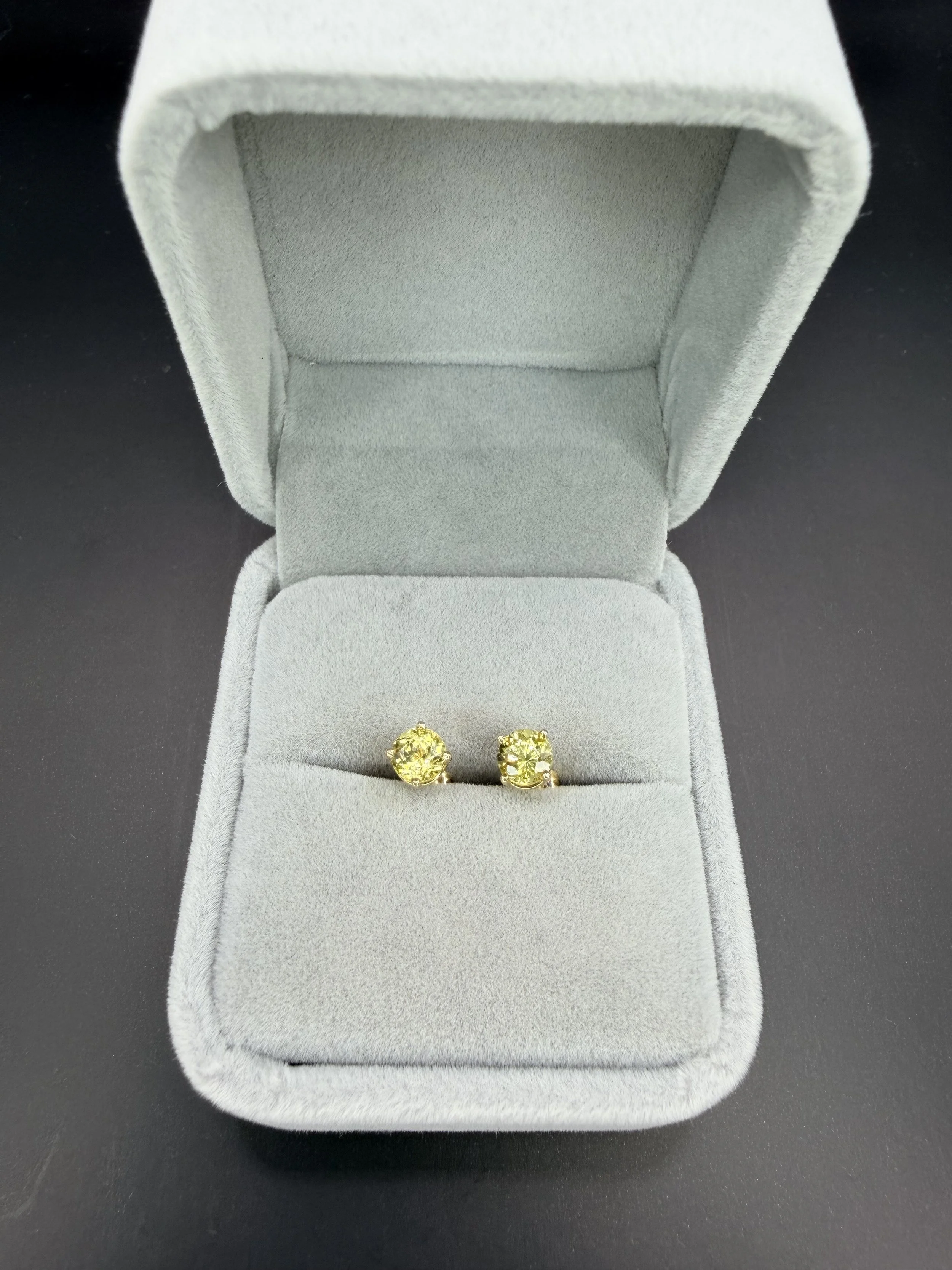 Mali Garnet Stud Earrings